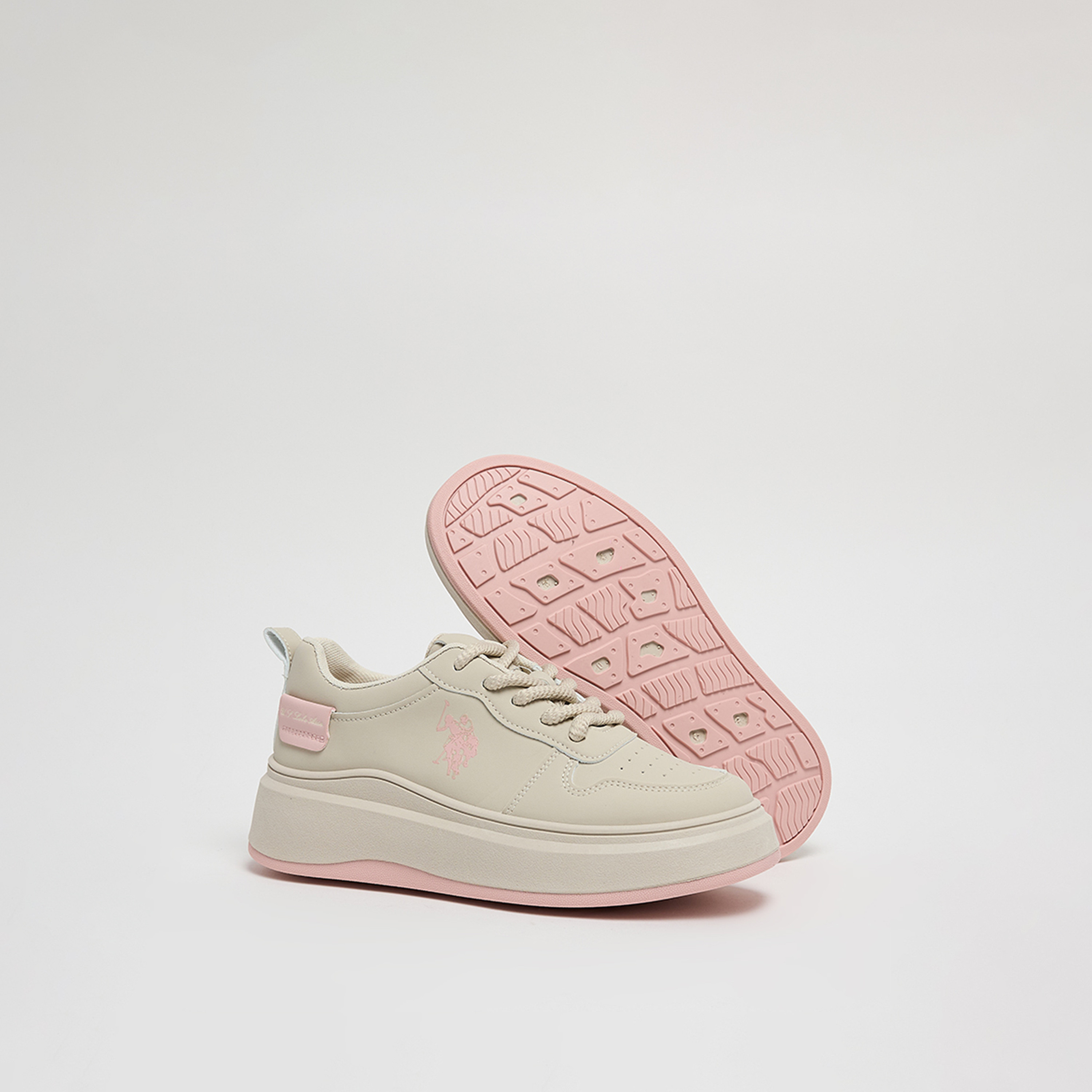 يو اس بولو اسن- حذاء رياضي برباط كاحل منخفض للنساء  | CHAPPY GLB WMN-women-shoes-sneakers-image-3