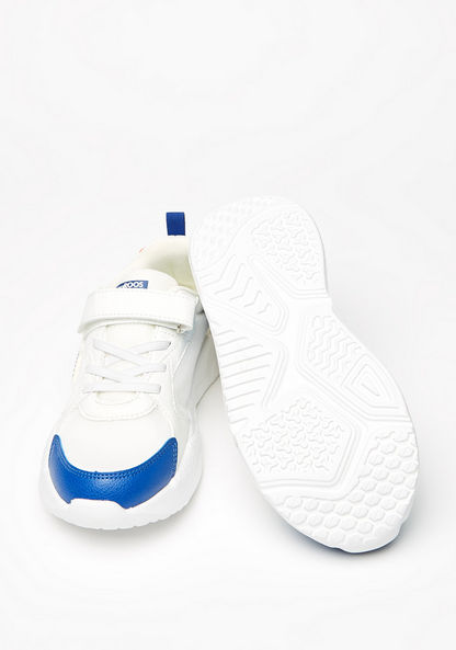 KangaROOS Boys' Textured Walking Shoes with Hook and Loop Closure-Boy%27s Sports Shoes-image-2