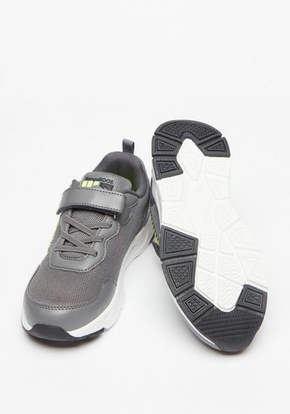 KangaROOS Boys' Textured Walking Shoes with Hook and Loop Closure-Boy%27s Sports Shoes-image-3