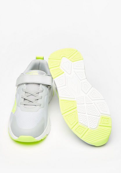 KangaROOS Boys' Logo Print Walking Shoes with Hook and Loop Closure-Boy%27s Sports Shoes-image-2