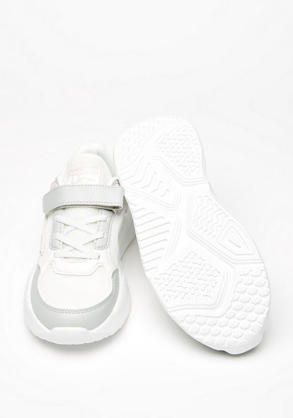 KangaROOS Girls' Textured Sneakers with Hook and Loop Closure-Girl%27s Sports Shoes-image-2