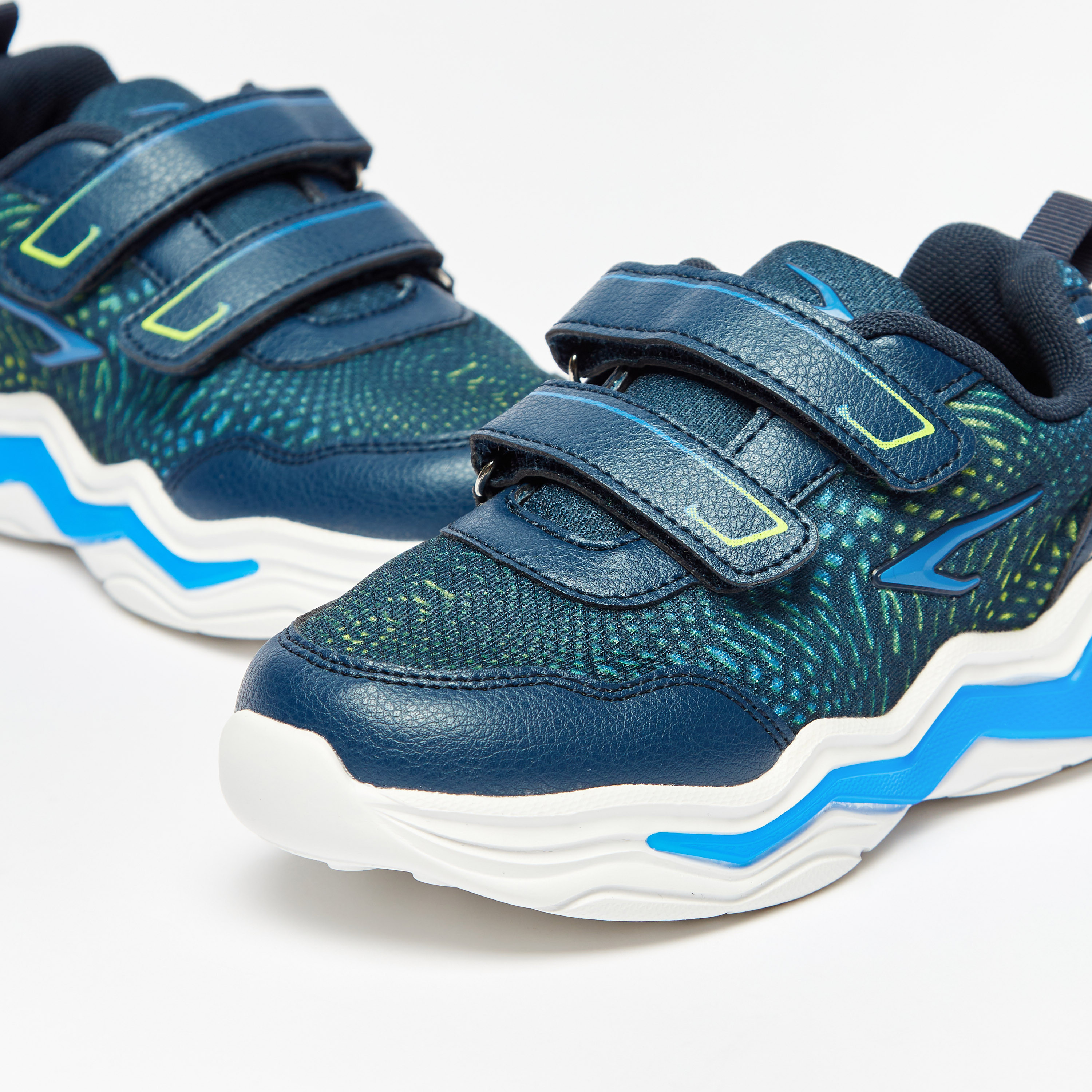 Dash Panelled Walking Shoes with Hook and Loop Closure-girls-shoes-sneakers-image-5