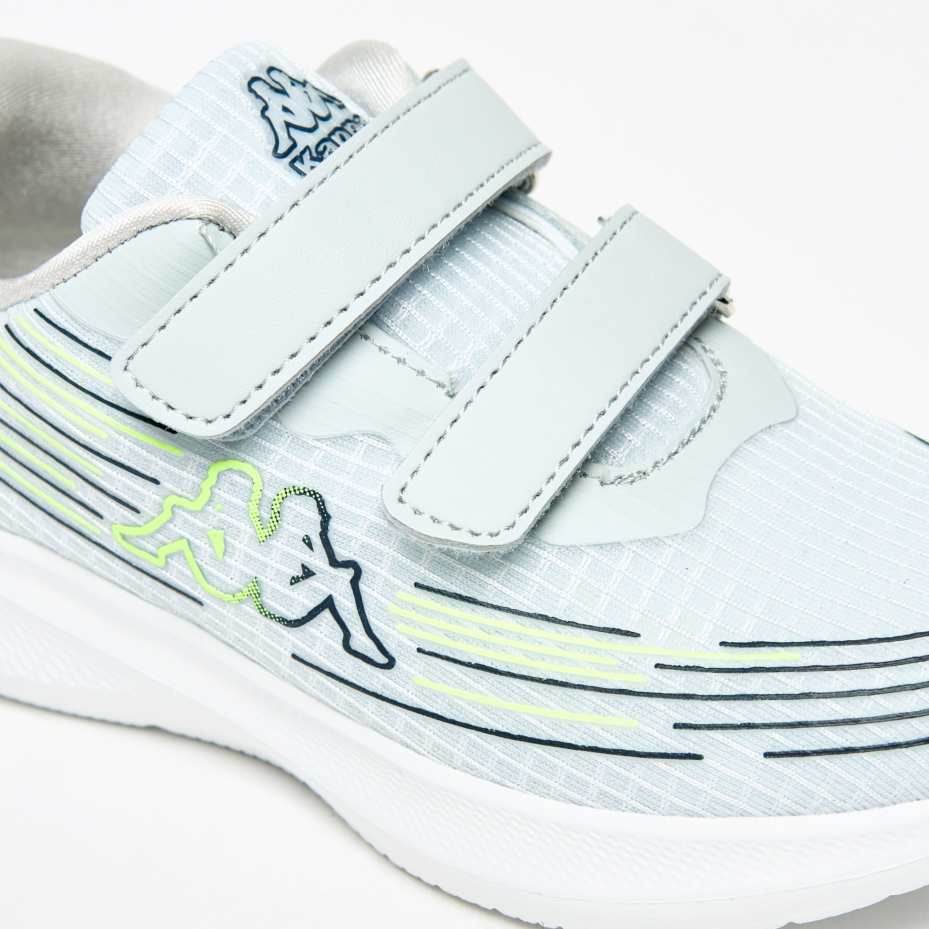 حذاء رياضي بشريط إغلاق لاصق وتفاصيل شعار للأولاد من كابا-sports-boys-shoes-image-10