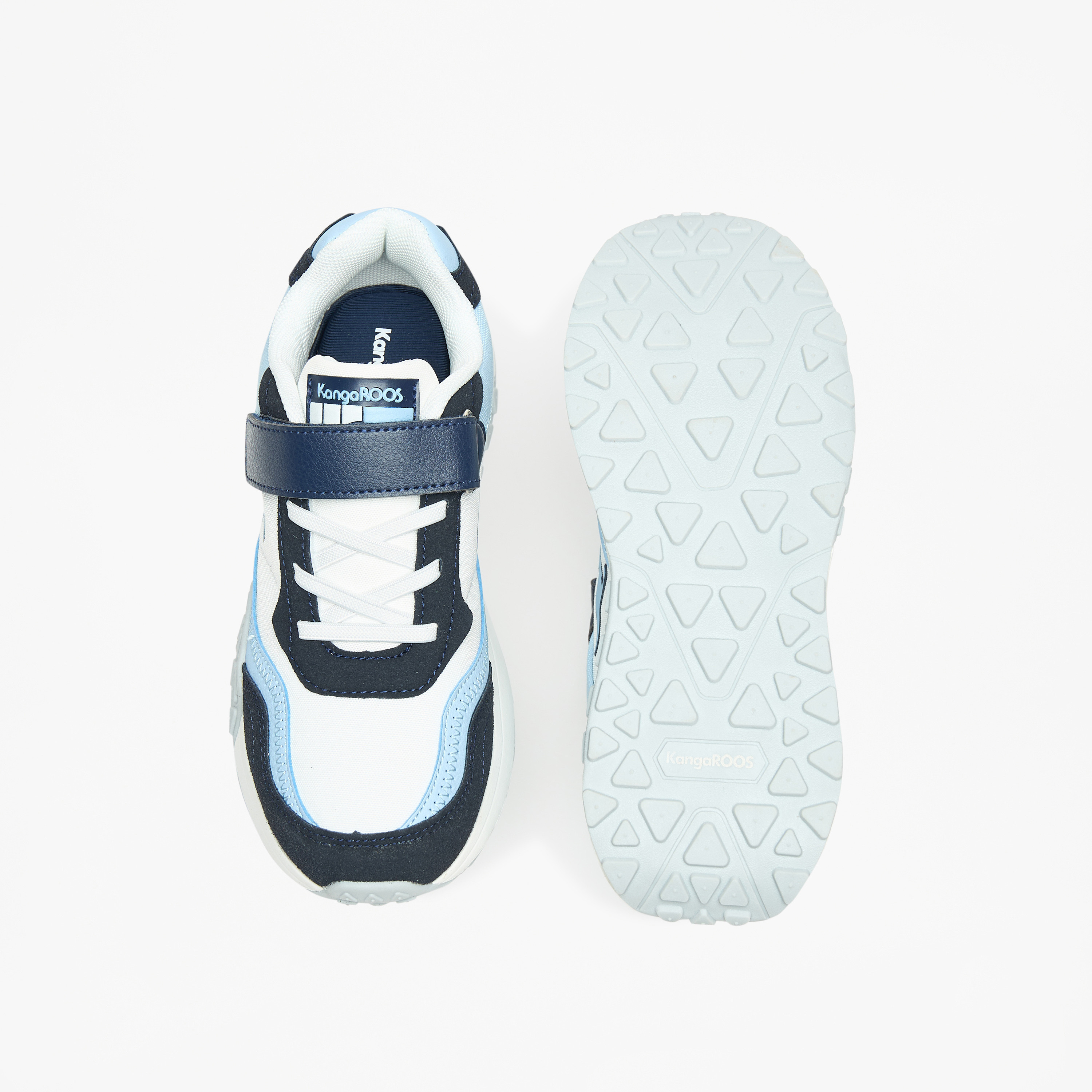 حذاء مشي بشريط إغلاق لاصق وشعار منقوش للأولاد من كانجاروز-sports-boys-shoes-image-9