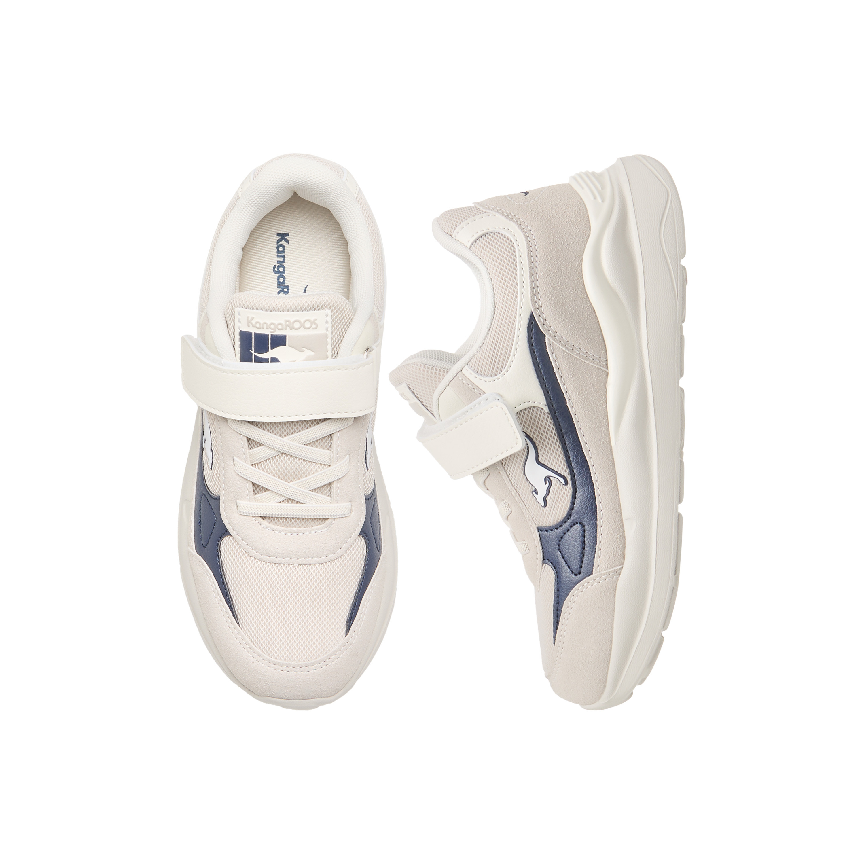 حذاء رياضي بشريط إغلاق لاصق وتفاصيل شعار للبنات من كانجاروس-girls-shoes-sneakers-image-1