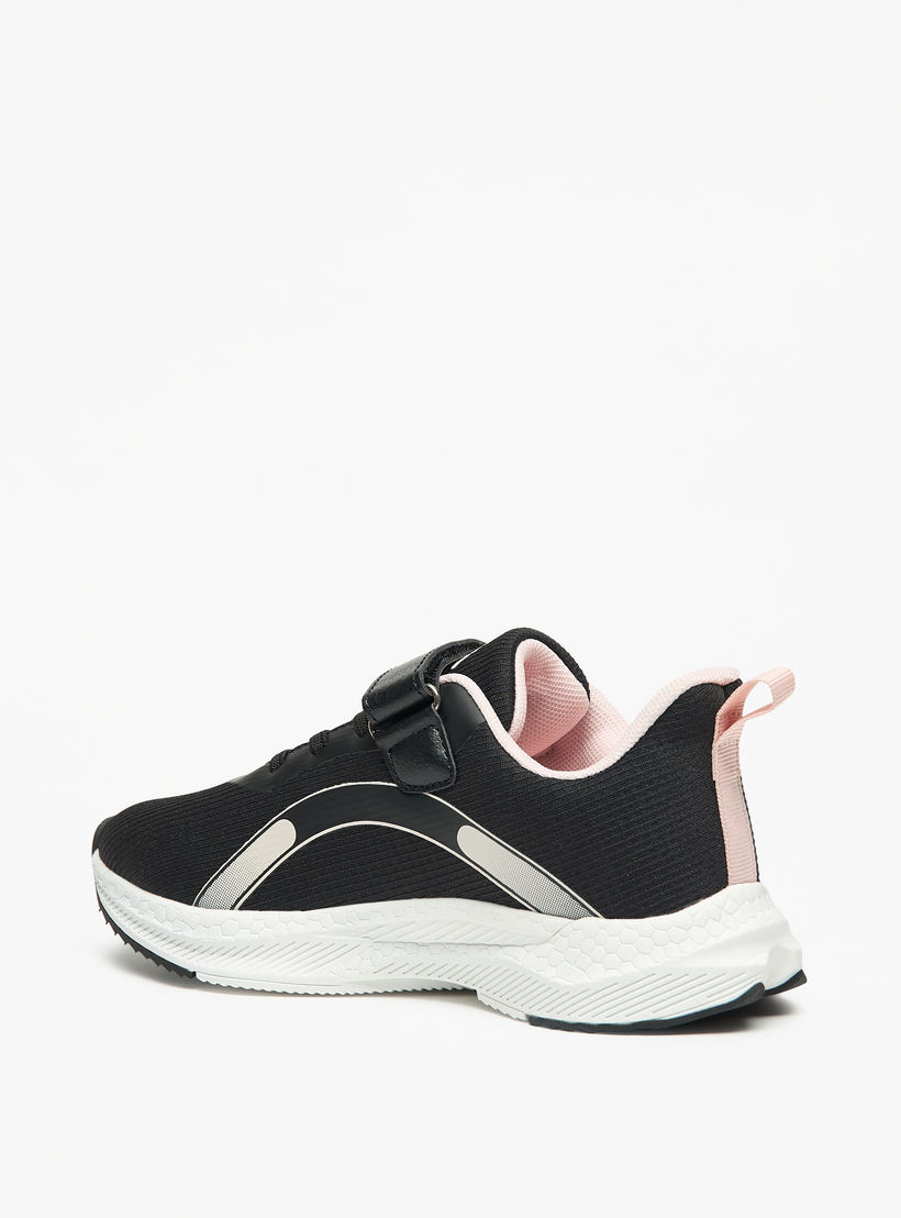 حذاء مشي بطبعات شعار وشريط إغلاق للبنات من كابا-girls-shoes-sneakers-image-2