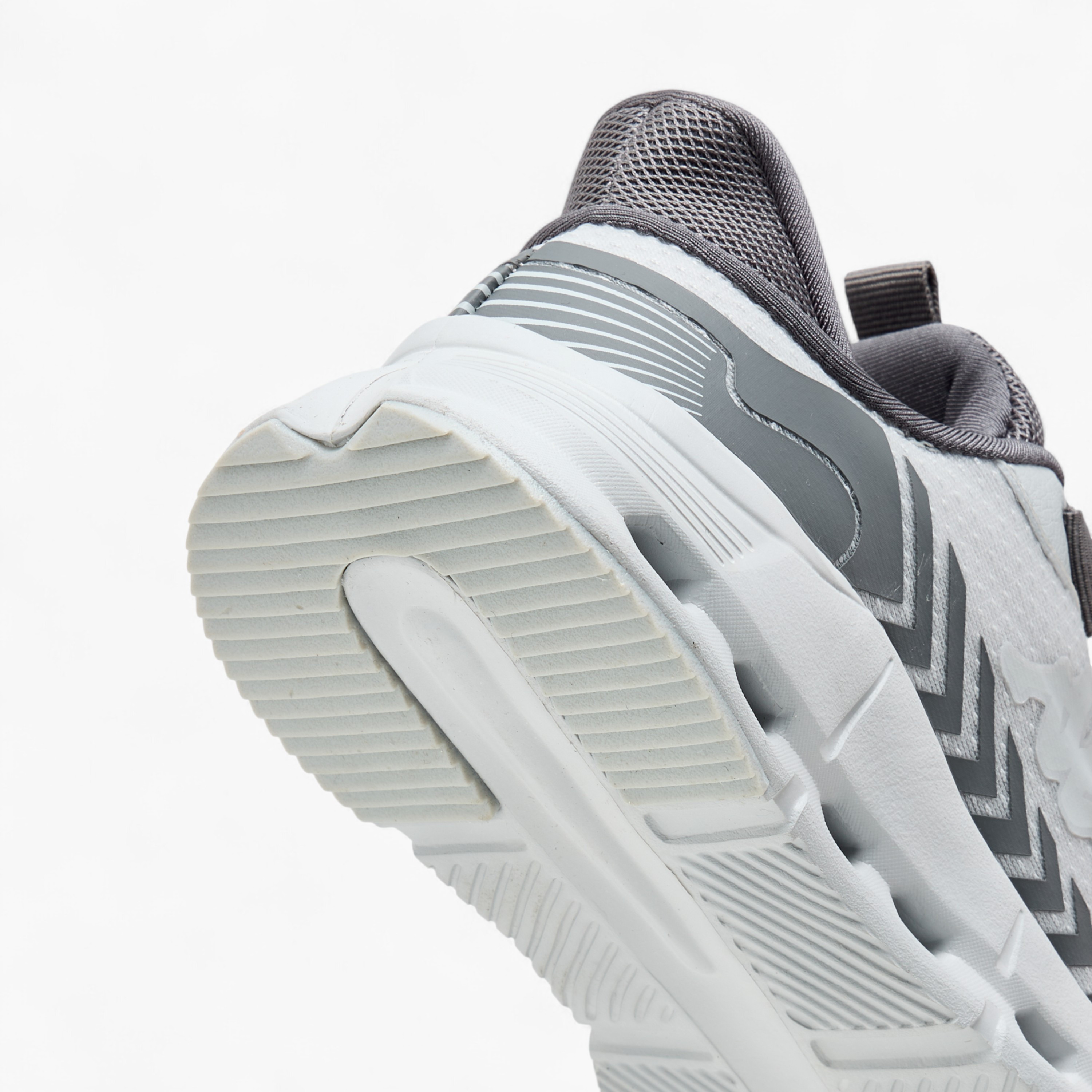 حذاء مشي بنعل مبطّن ورباط للأولاد من كابا-boys-shoes-sneakers-image-1