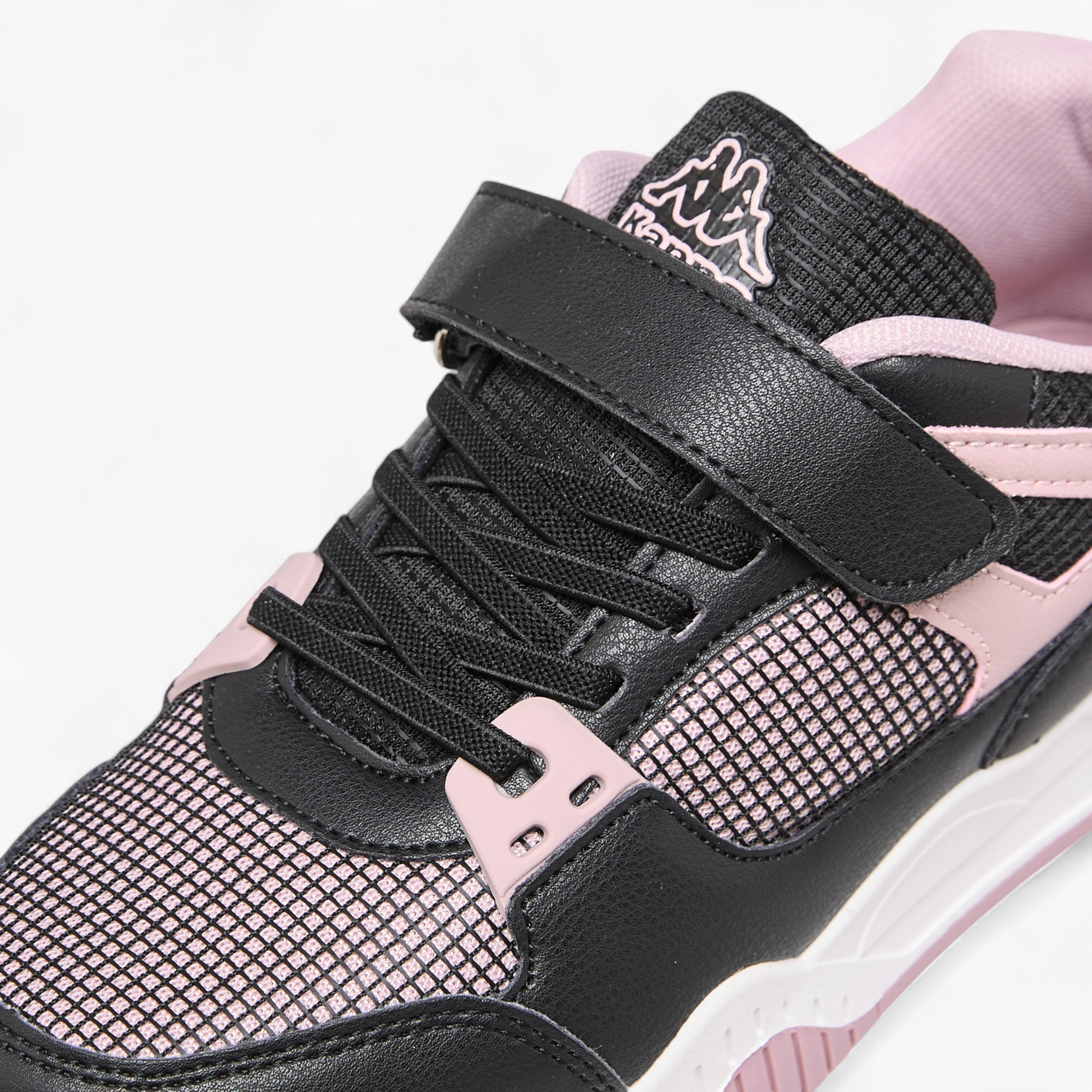 حذاء سنيكرز بطبعات شعار وشريط إغلاق لاصق للبنات من لي كوبر-girls-shoes-sneakers-image-4