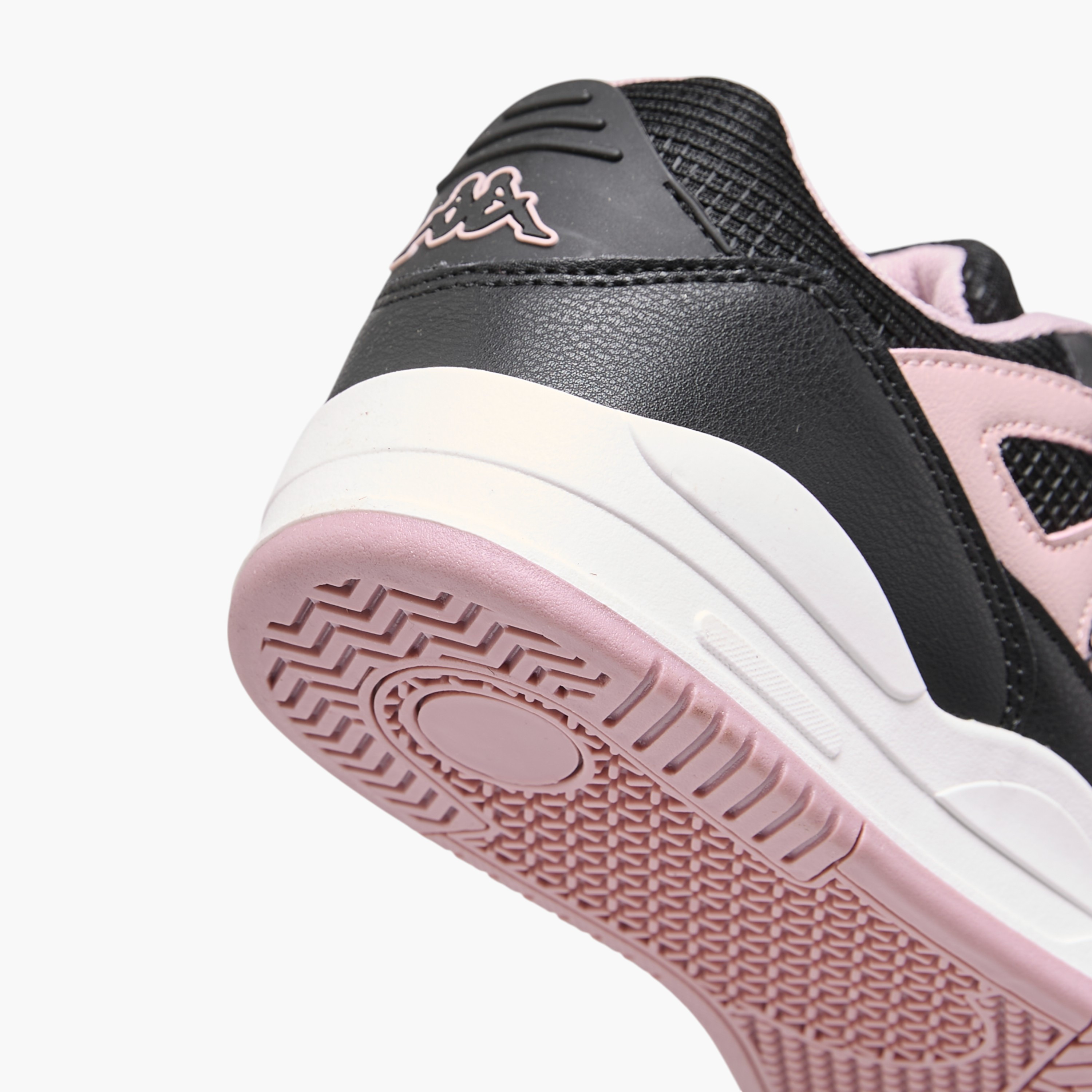 حذاء سنيكرز بطبعات شعار وشريط إغلاق لاصق للبنات من لي كوبر-girls-shoes-sneakers-image-5