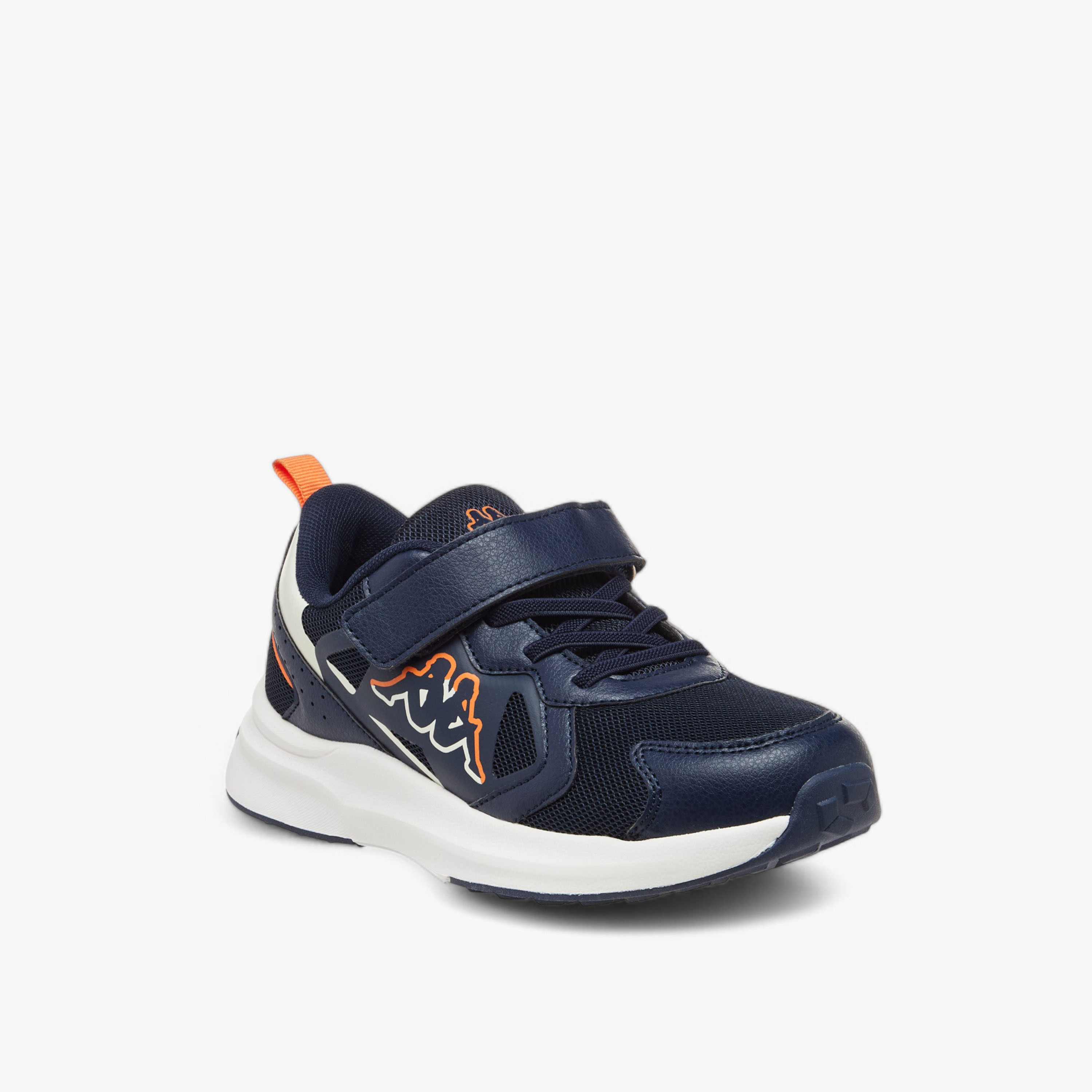 حذاء رياضي بشريط إغلاق لاصق وتفاصيل شعار للأولاد من كابا-sports-boys-shoes-image-2