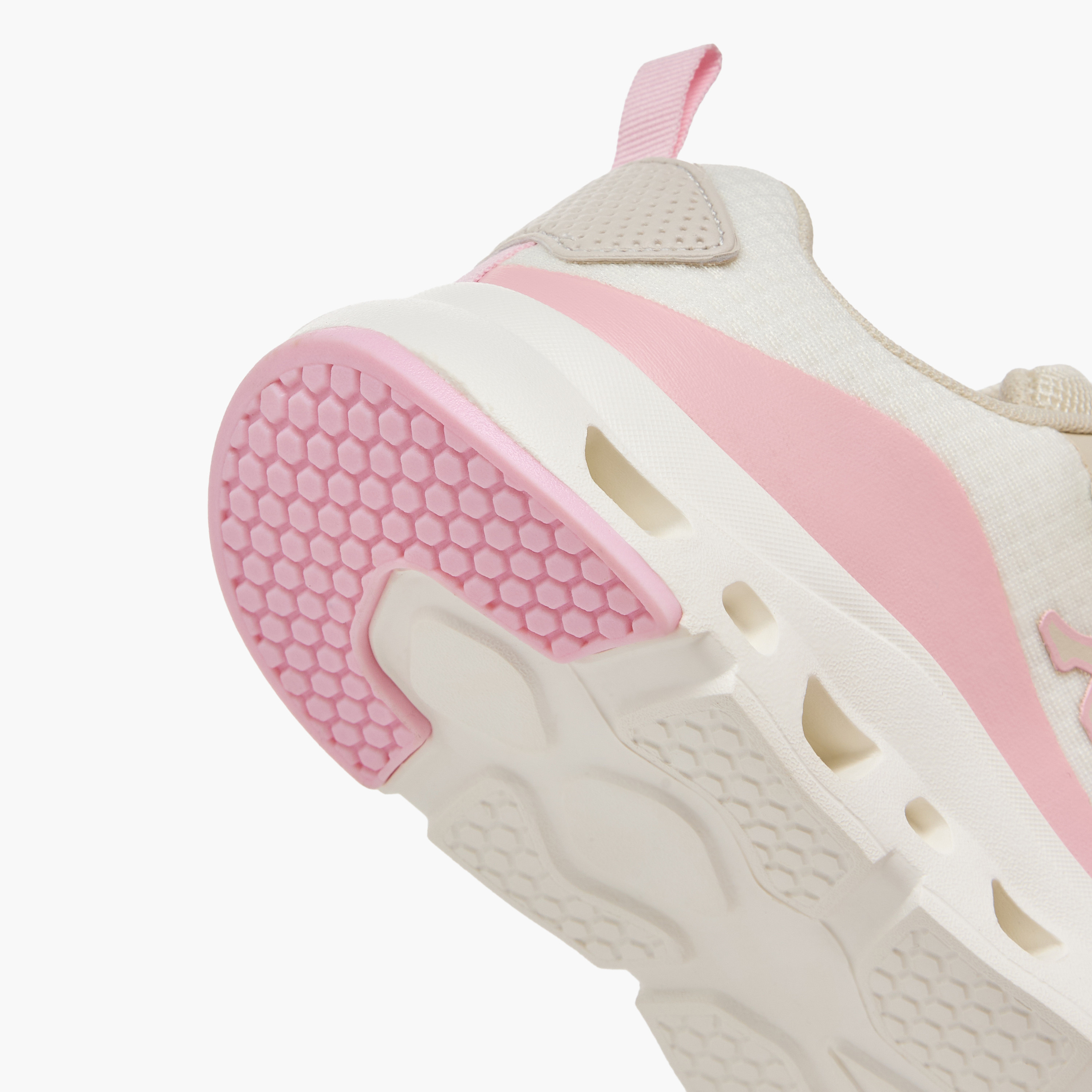 حذاء رياضي بشريط لاصق للبنات كلاود من كابا-girls-shoes-sports-image-8
