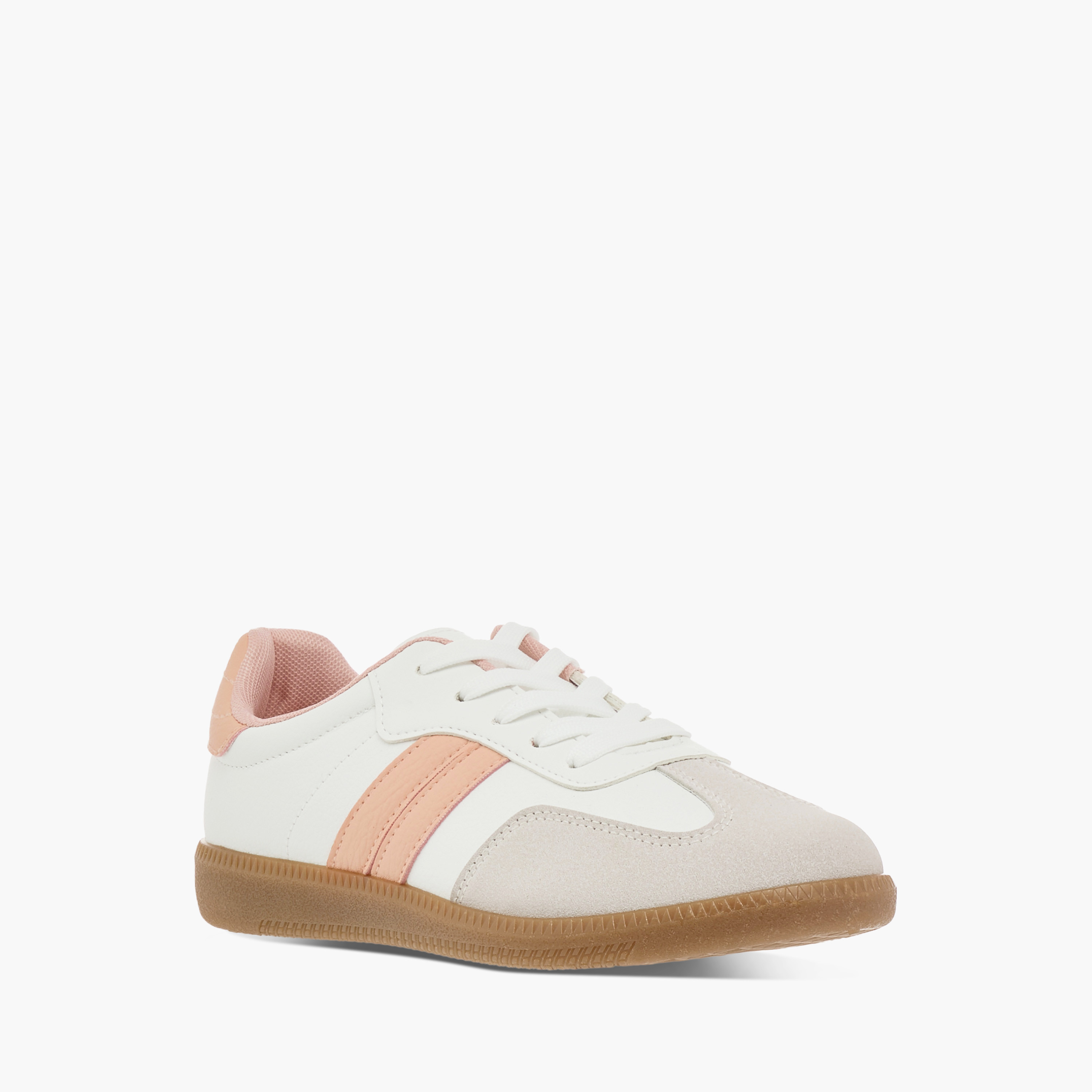 حذاء سنيكرز بألواح وكاحل منخفض ورباط إغلاق من داش-women-shoes-sneakers-image-2