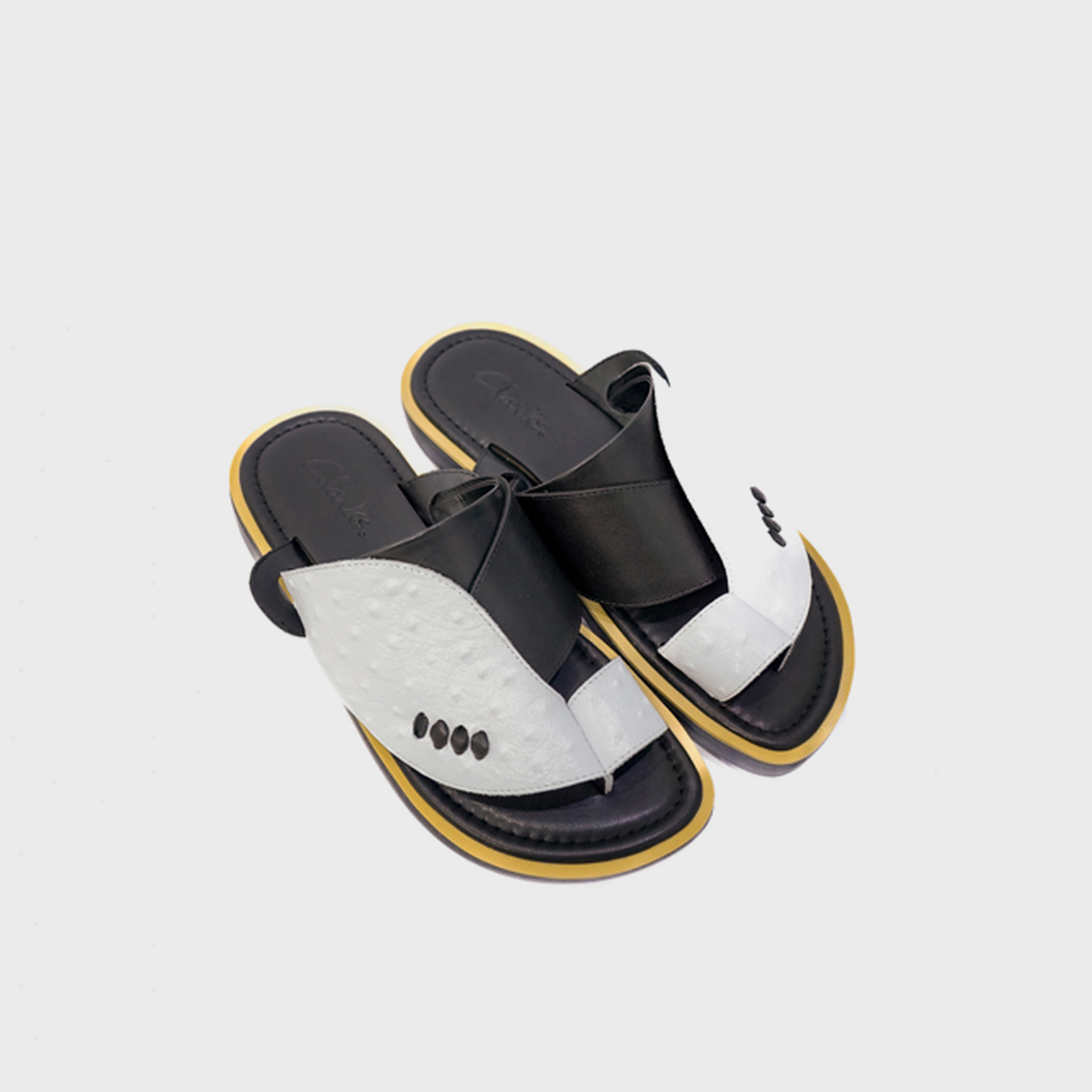 صنادل لوبستريب سهلة الارتداء من كلاركس للرجال | CLKS-190920-6AD-men-shoes-sandals-image-1