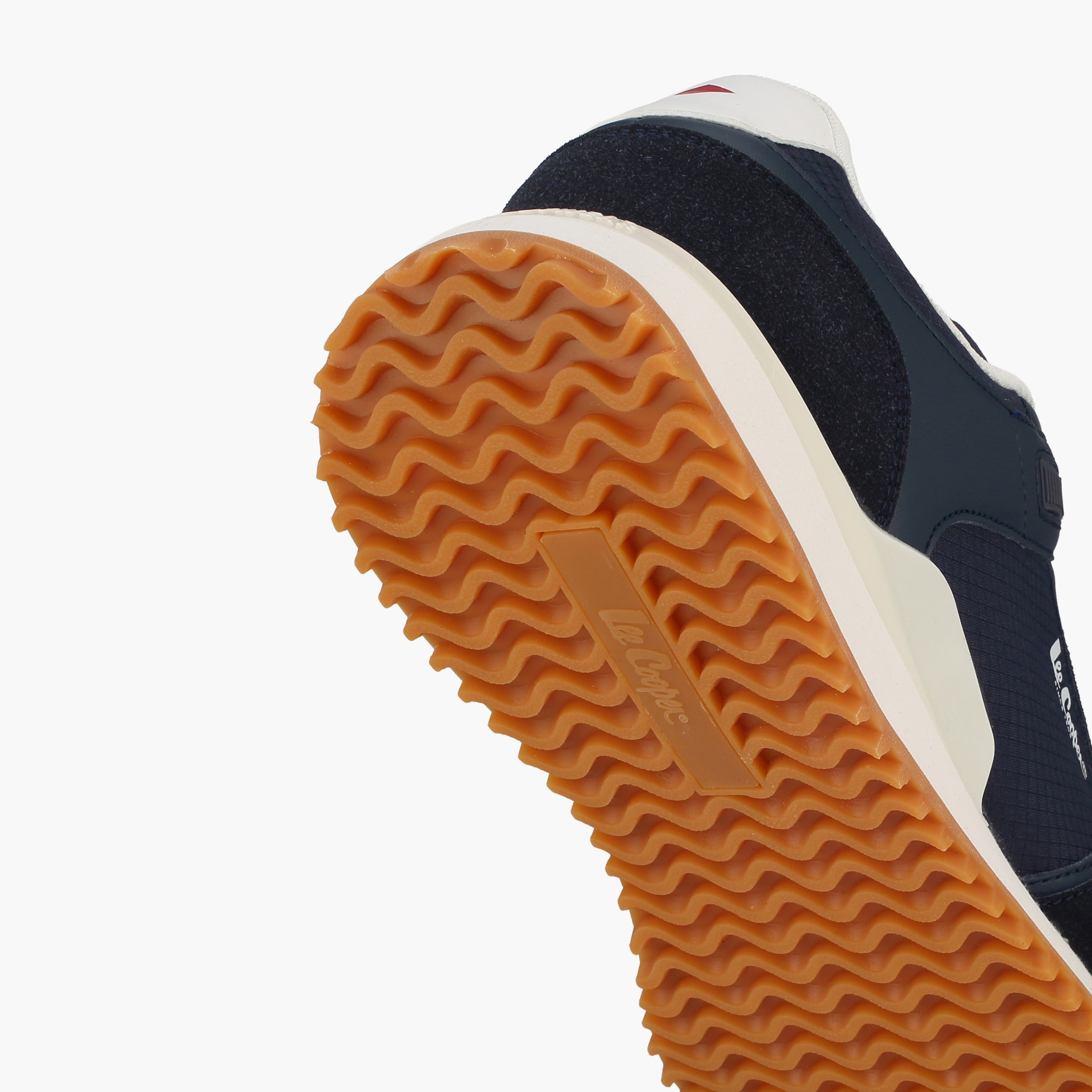 حذاء رياضي رجالي برباط وتصميم متعدد الأجزاء من لي كوبر-men-shoes-sneakers-image-5