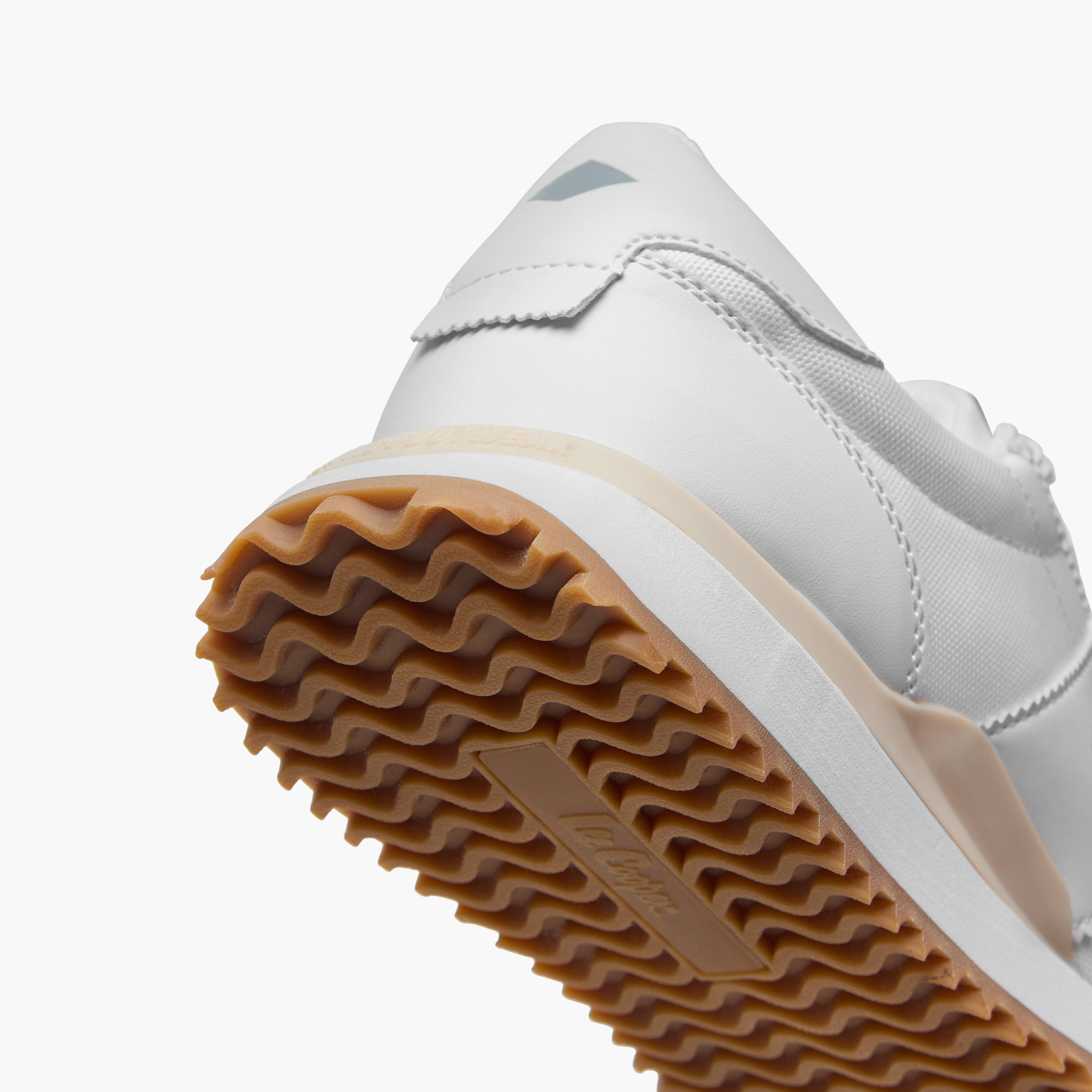 حذاء سنيكرز بتفاصيل شعار ورباط إغلاق للرجال من لي كوبر-men-shoes-sneakers-image-5