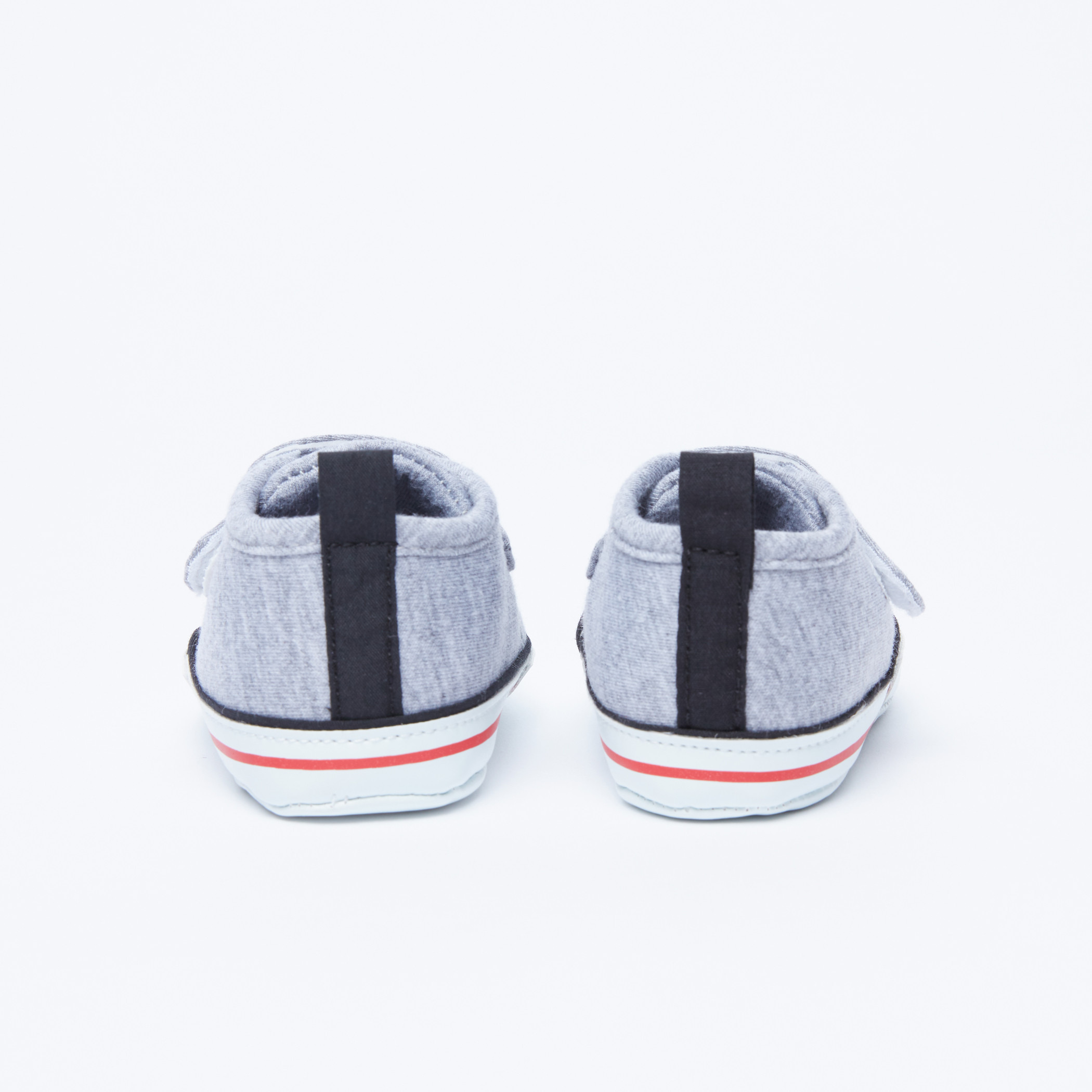 حذاء أطفال بشريط إغلاق لاصق من جونيورز-baby-boys-shoes-closedshoes-image-3