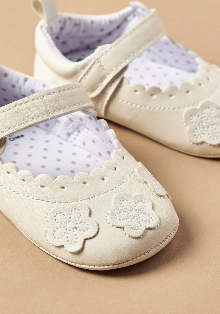 Juniors Flower Detail Baby Shoes with Hook and Loop Closure-Booties-image-2