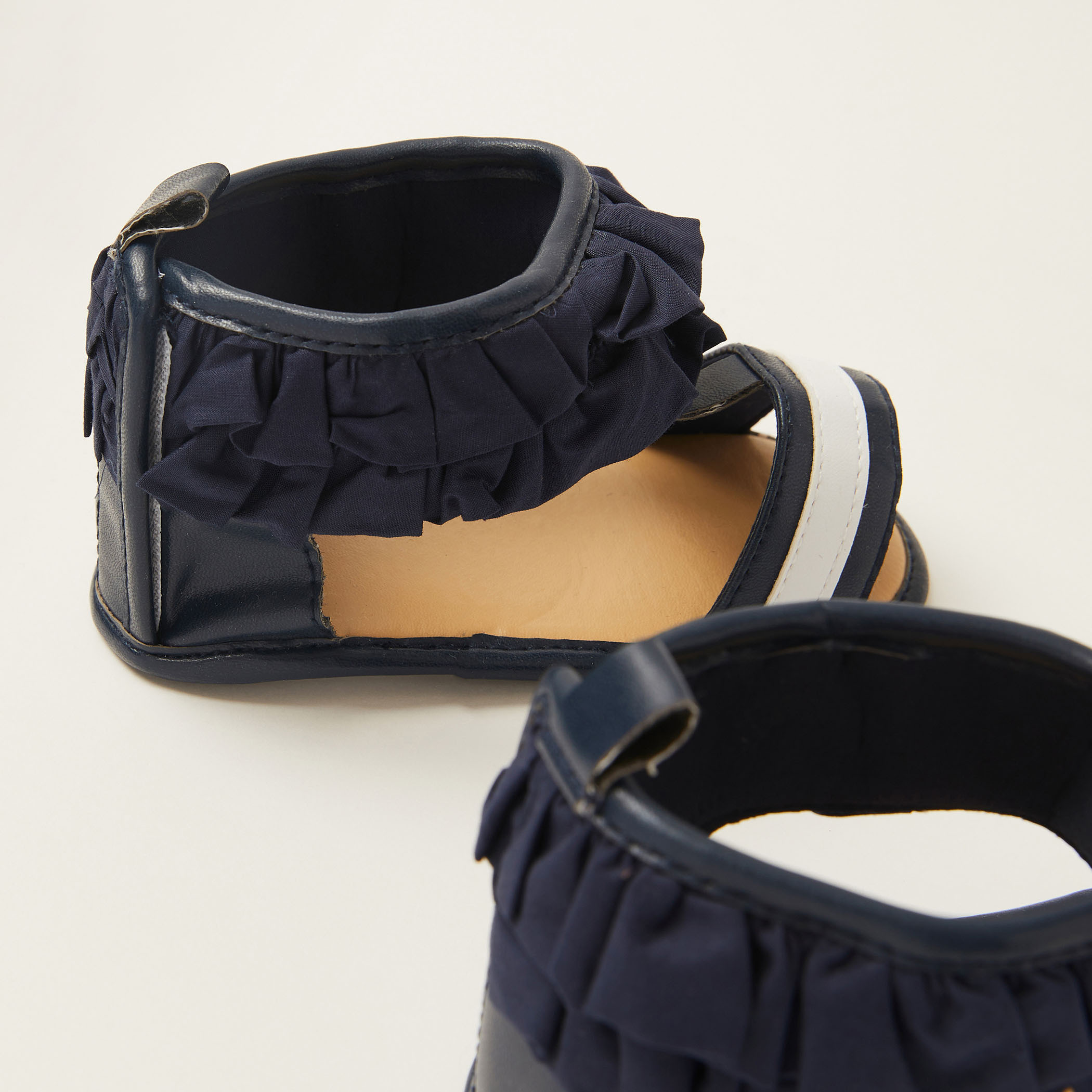 Juniors Frill Detail Sandals with Pull Tab-baby-girls-shoes-booties-image-4