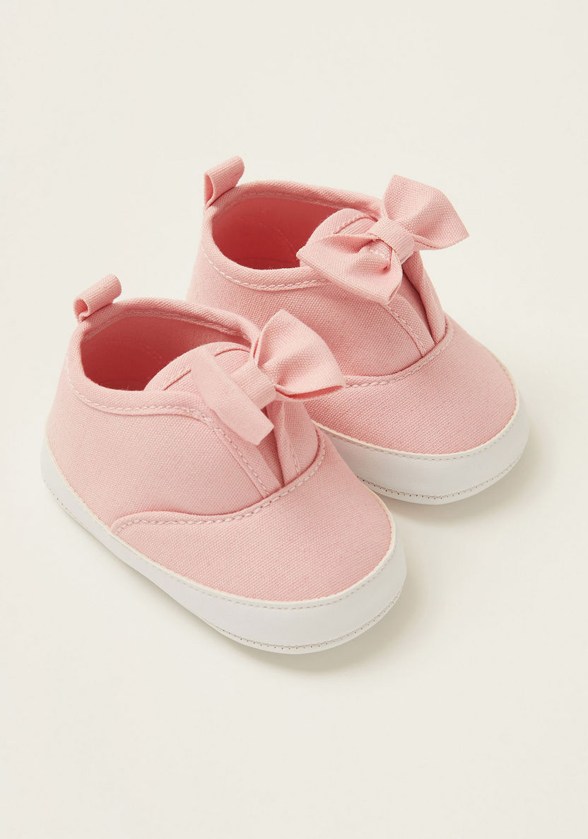 Juniors Solid Shoes with Bow Applique Detail and Pull Tab-Booties-image-1