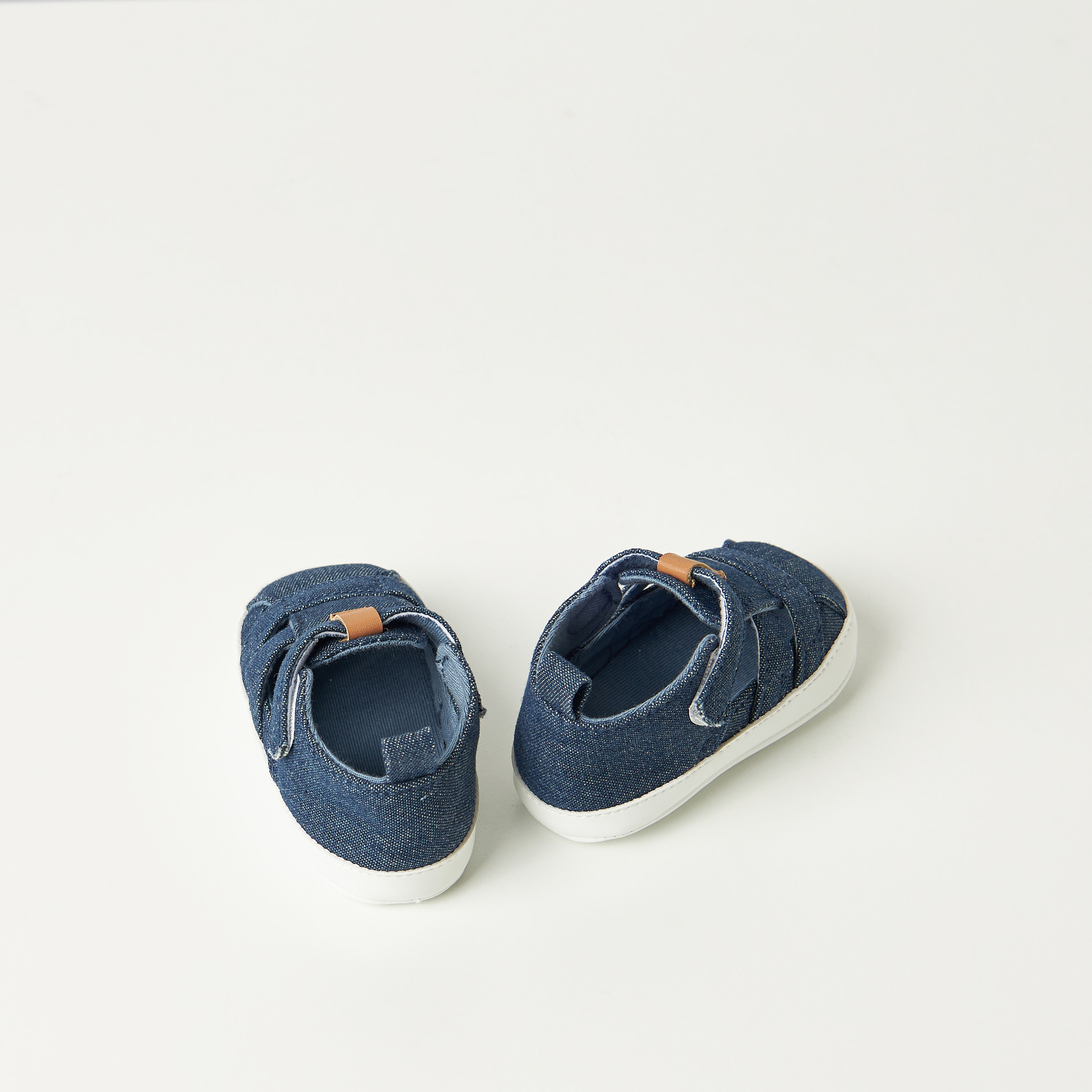 بوت بارز الملمس بشريط إغلاق لاصق من جونيورز-baby-boys-shoes-closedshoes-image-4
