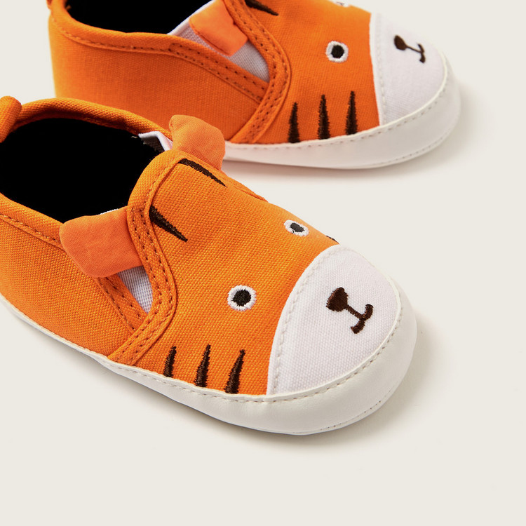Juniors Embroidered Booties with Applique Ears and Pull Tab