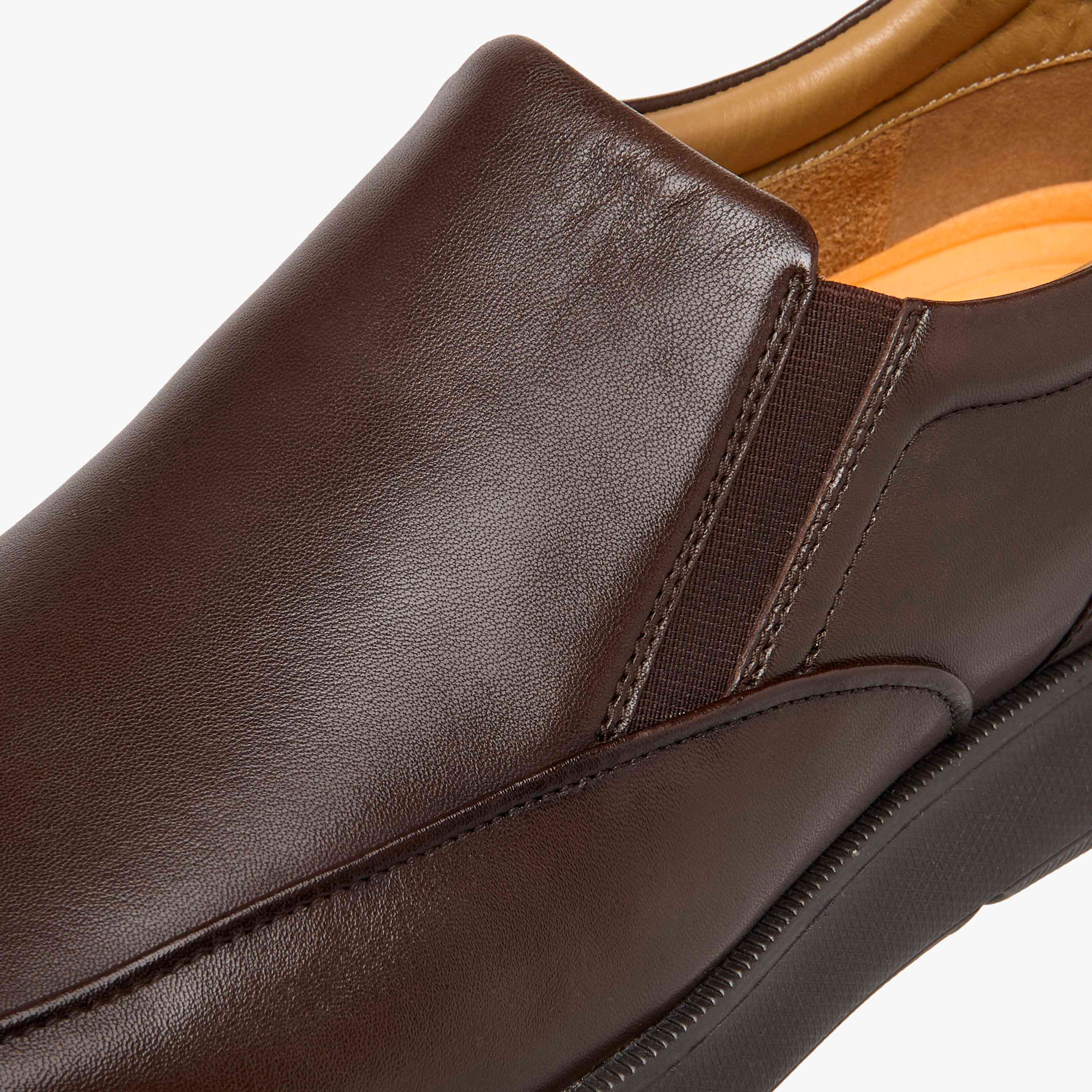 Le Confort Solid Slip-On Loafers-men-shoes-formalshoes-image-4