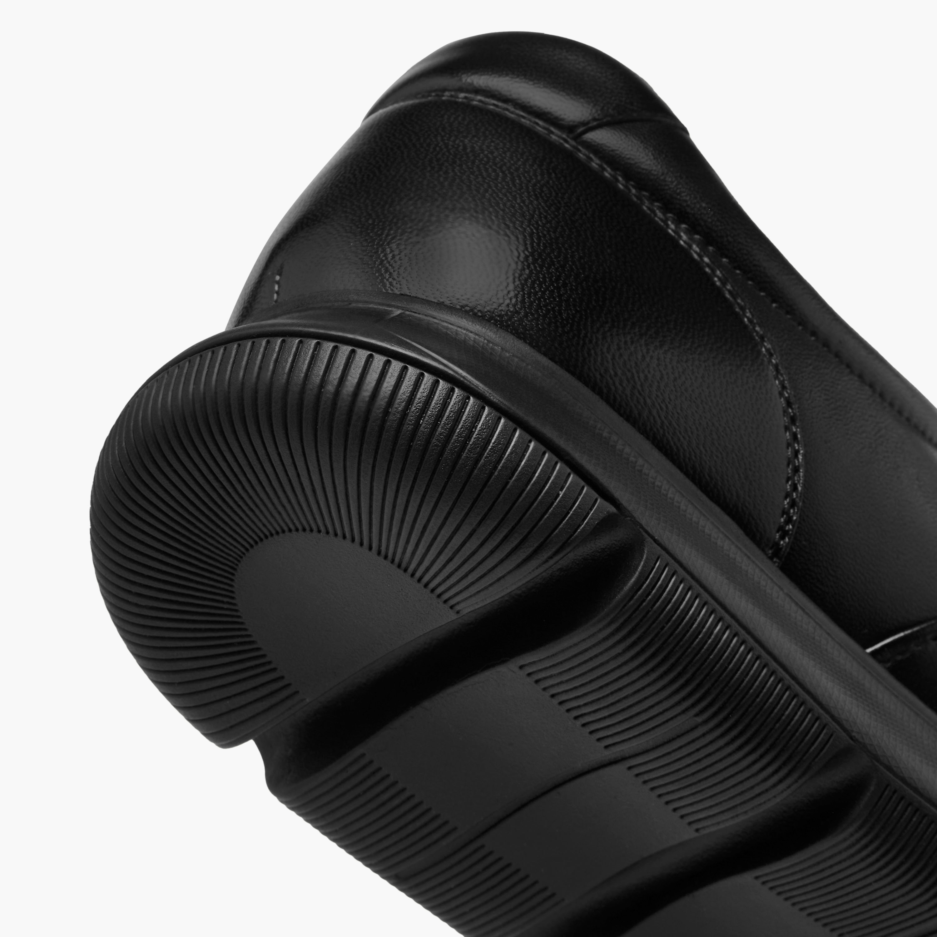 Le Confort Leather Solid Lace-Up Derby Shoes-men-shoes-formalshoes-image-5