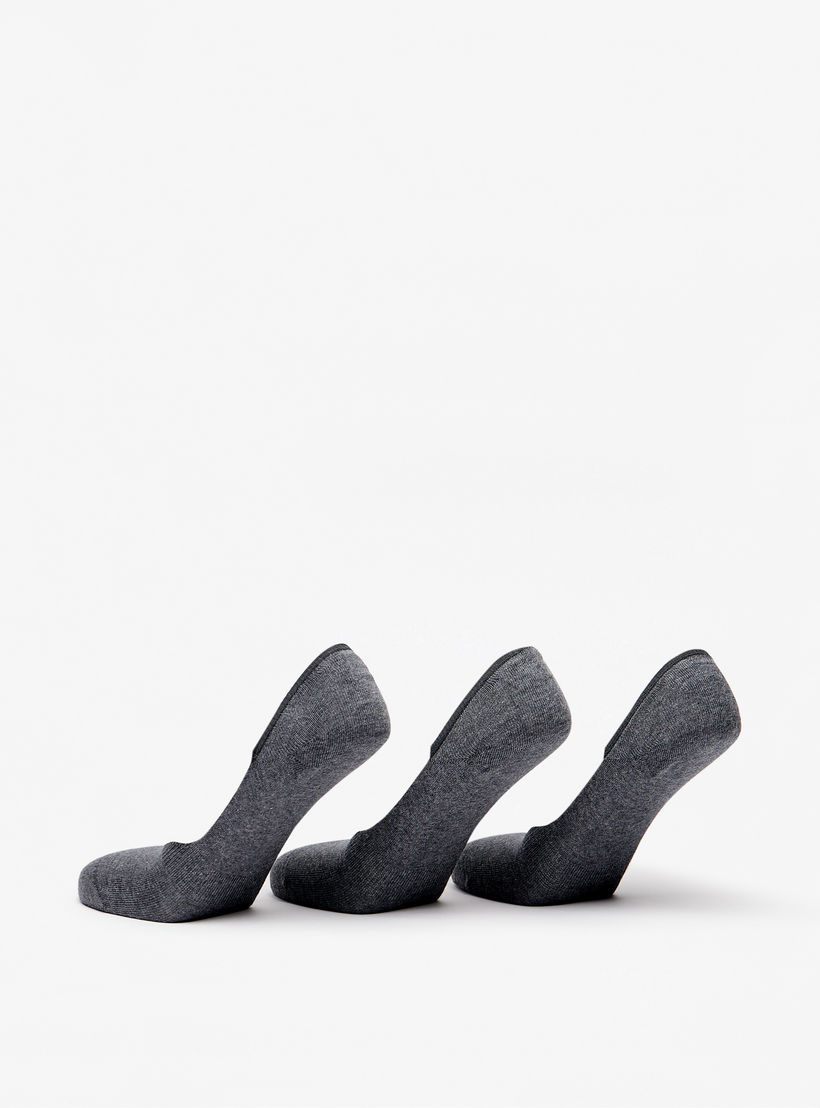 طقم جوارب 3 أزواج سادة غير مرئية من دوتشيني-men-socks-image-3