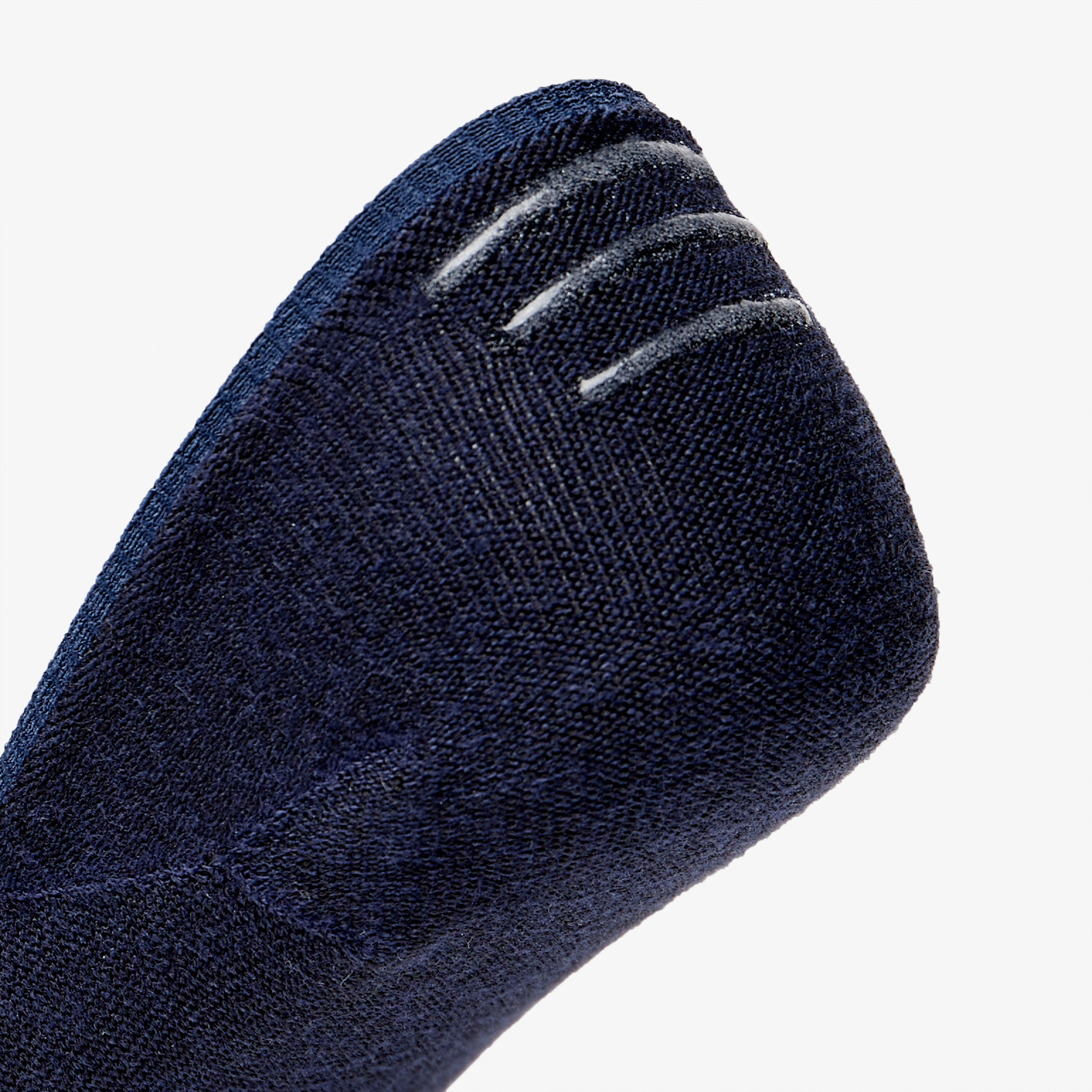 طقم جوارب 3 أزواج سادة غير مرئية من دوتشيني-men-socks-image-5