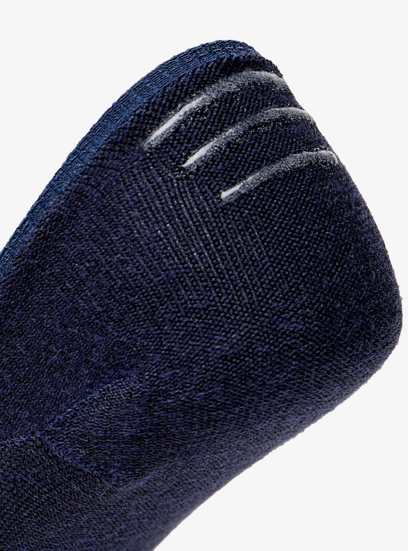 طقم جوارب 3 أزواج سادة غير مرئية من دوتشيني-men-socks-image-5