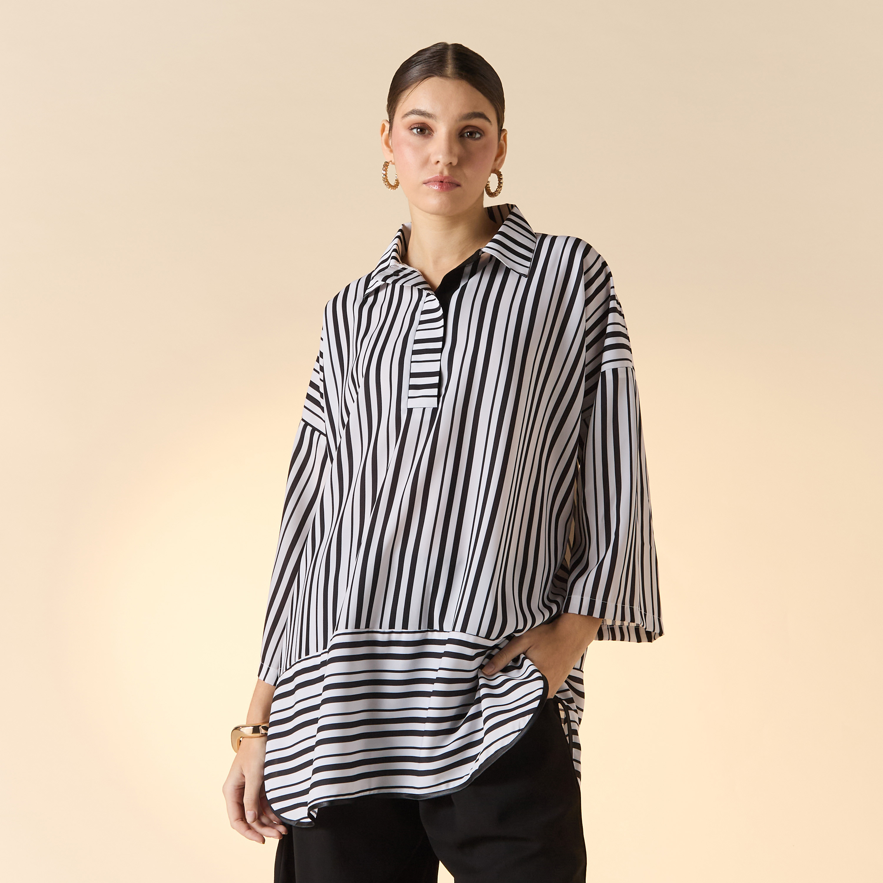 بلوزة مخططة بياقة عادية وأكمام طويلة من فيور-women-clothing-coordsets-image-2