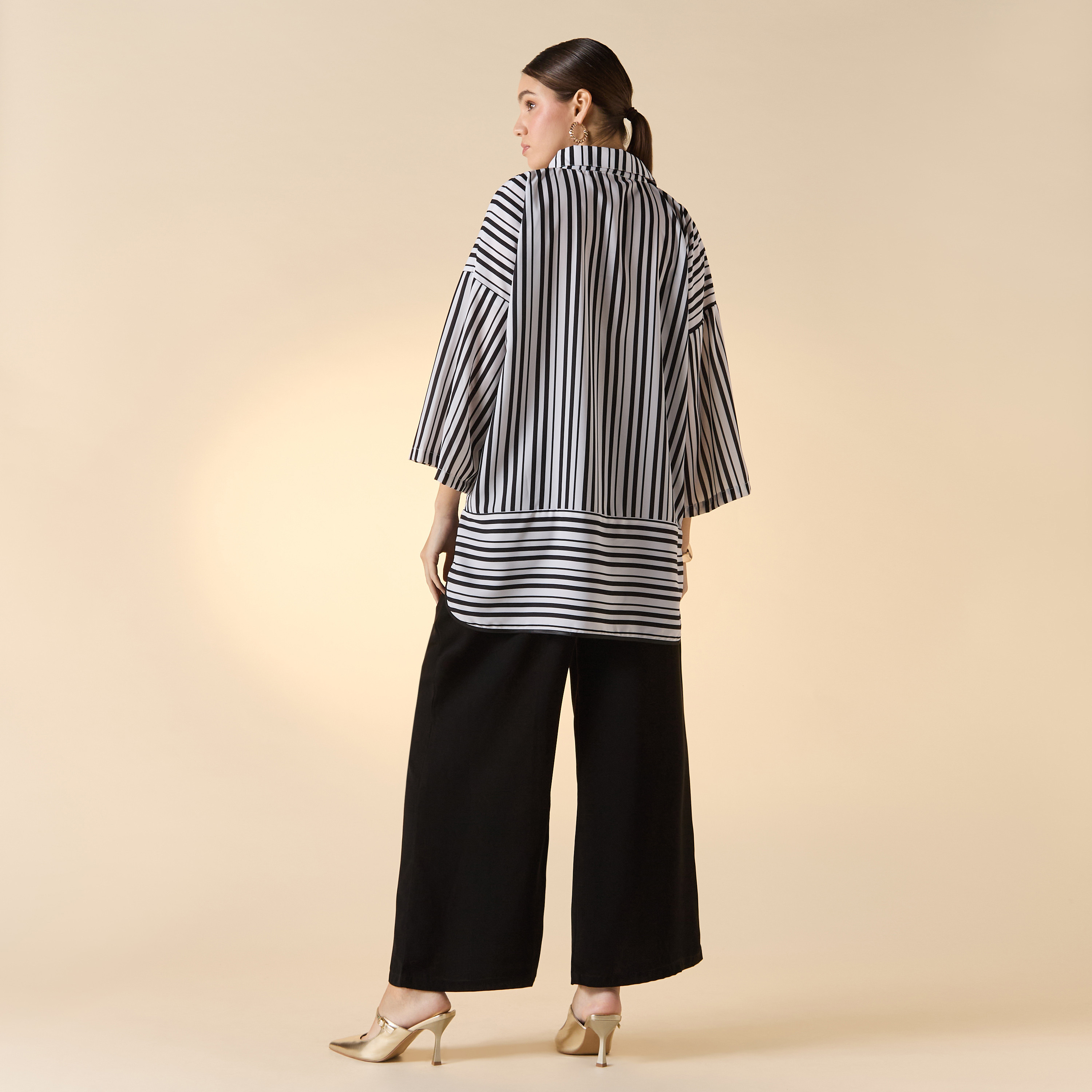 بلوزة مخططة بياقة عادية وأكمام طويلة من فيور-women-clothing-coordsets-image-4