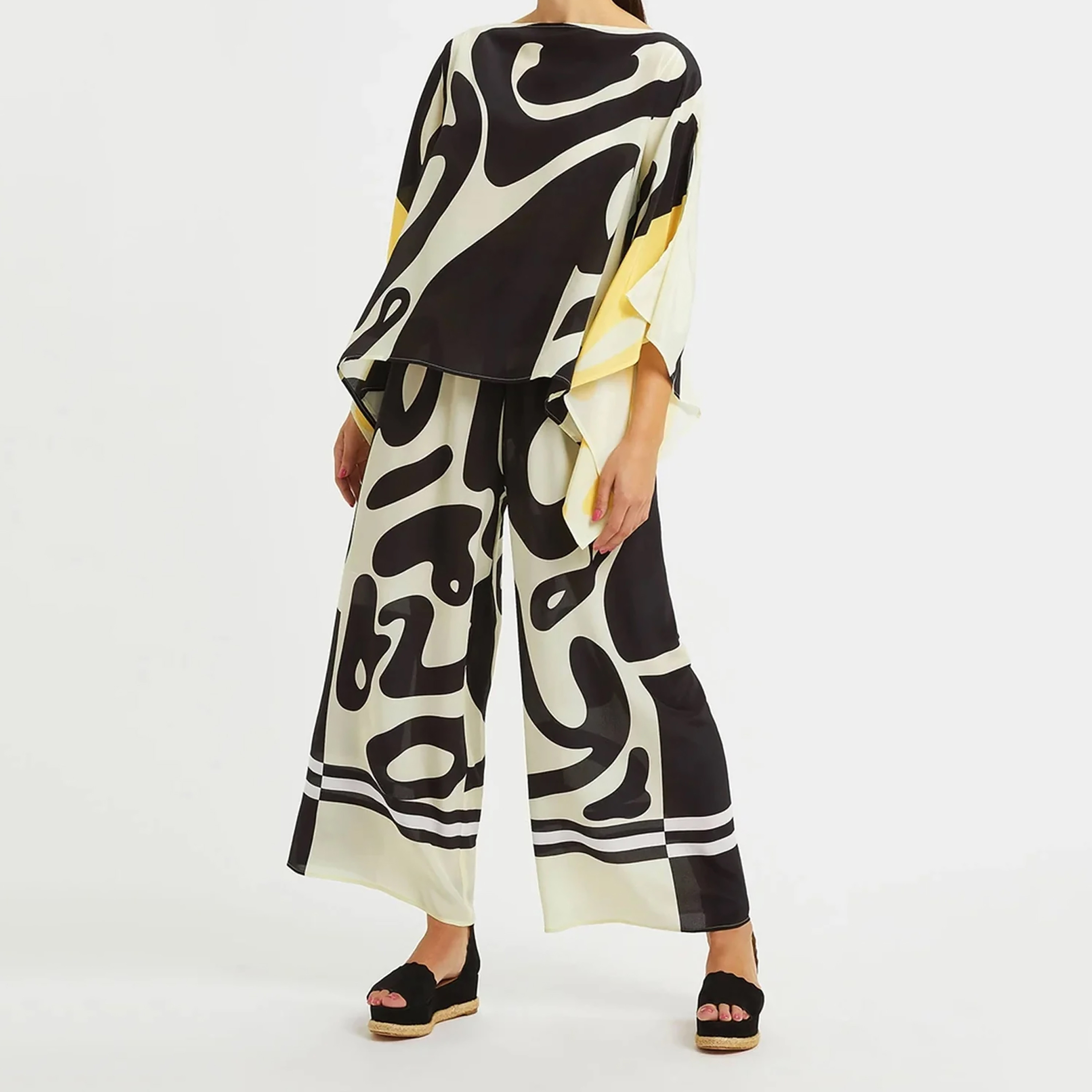 طقم FYOR Co-Ord مكون من بلوزة قفطان مطبوعة بياقة على شكل حرف V وأكمام واسعة وبنطلون واسع-women-arabicclothing-abayainner-image-1
