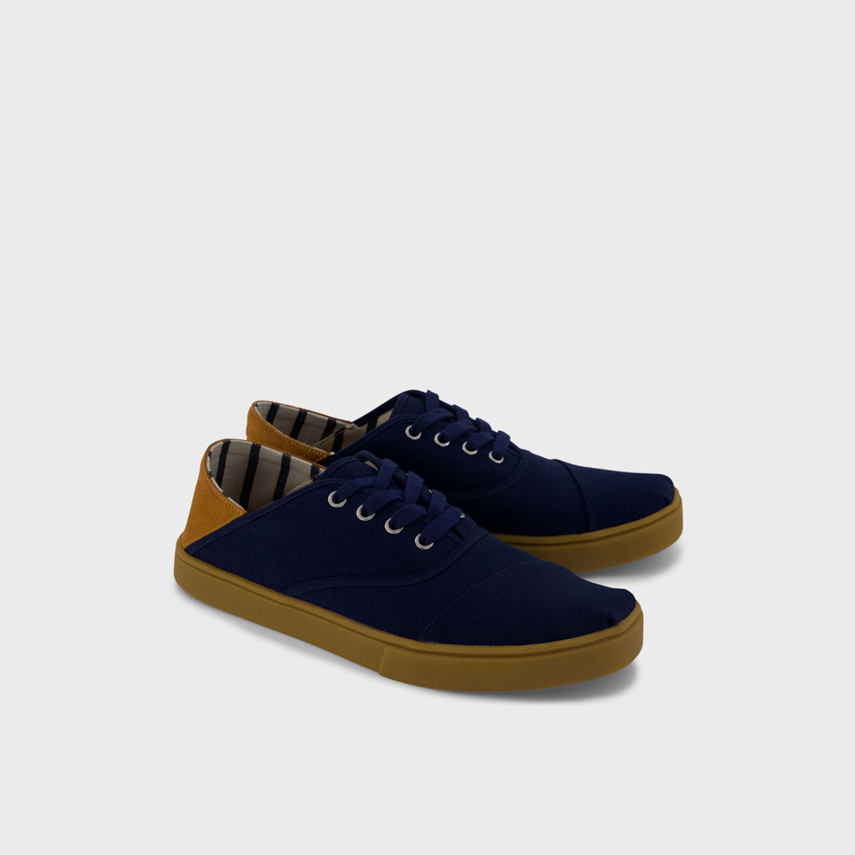 تومز - حذاء رياضي كوردونيس بلس للرجال برباط  كاحل منخفض | CORDONES-PLUS-men-shoes-sneakers-image-1