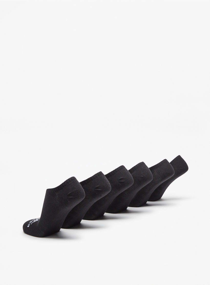 طقم جوارب رياضية 6 أزواج بطول الكاحل وتفاصيل الشعار من كابا-men-socks-image-3