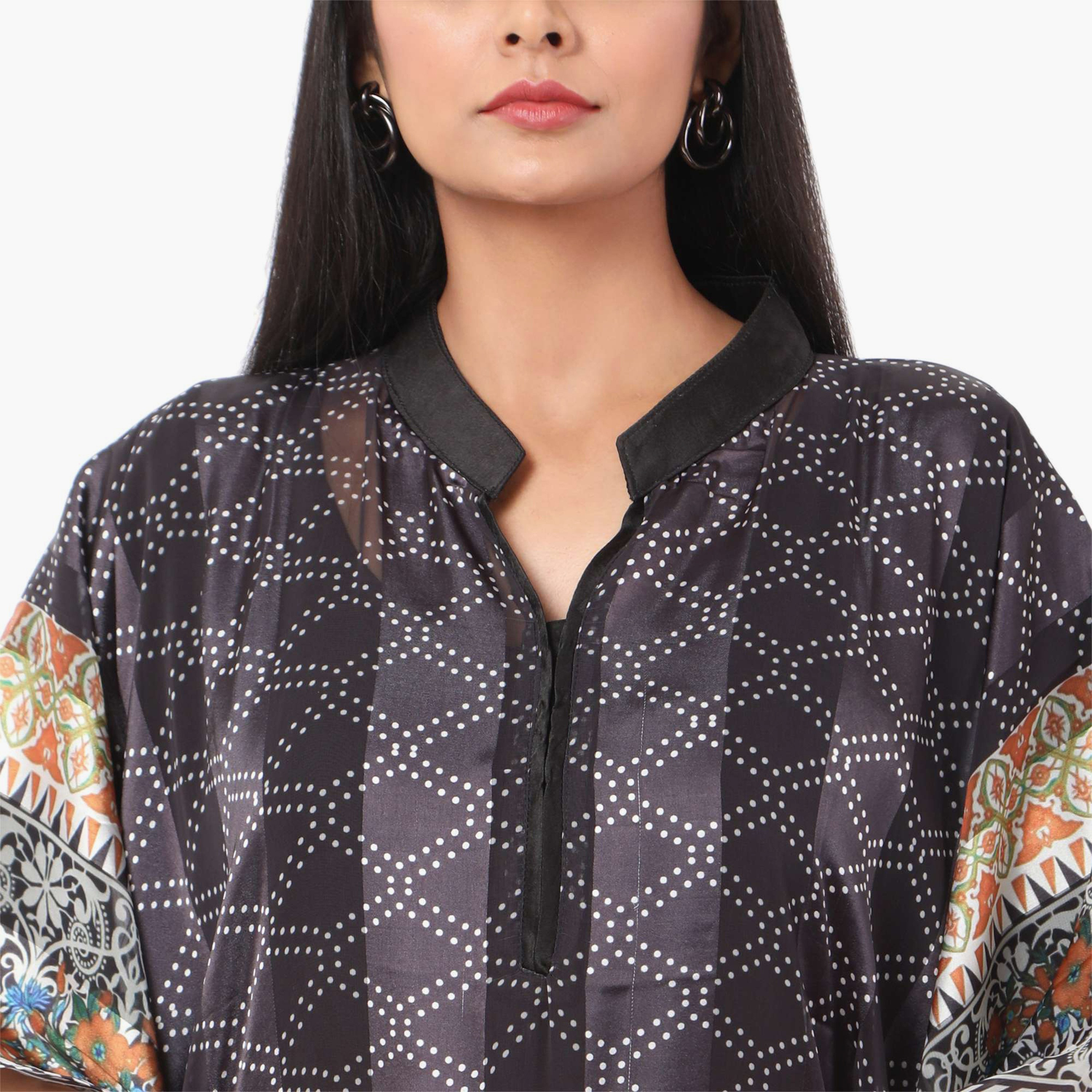 قفطان احتفالي نسائي مطبوع بياقة وأكمام واسعة من تصميم من هانا آند سارة-women-arabicclothing-jalabiyas-image-6
