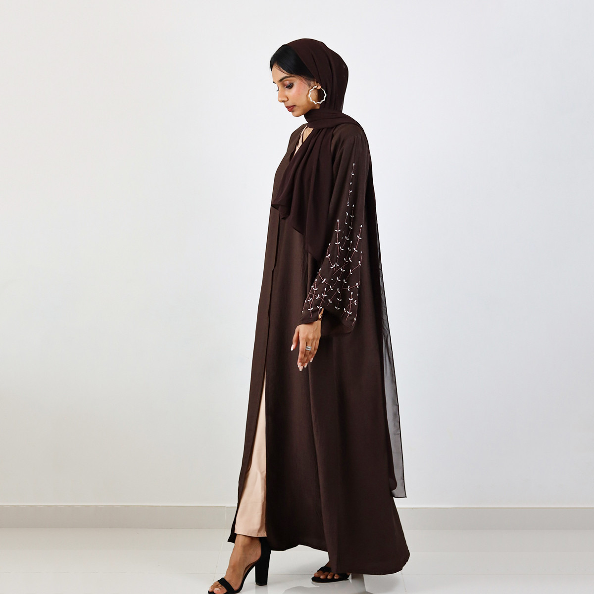 Nukhbaa Embroidered V-neck Abaya with Flared Sleeves-women-arabicclothing-abayas-image-2