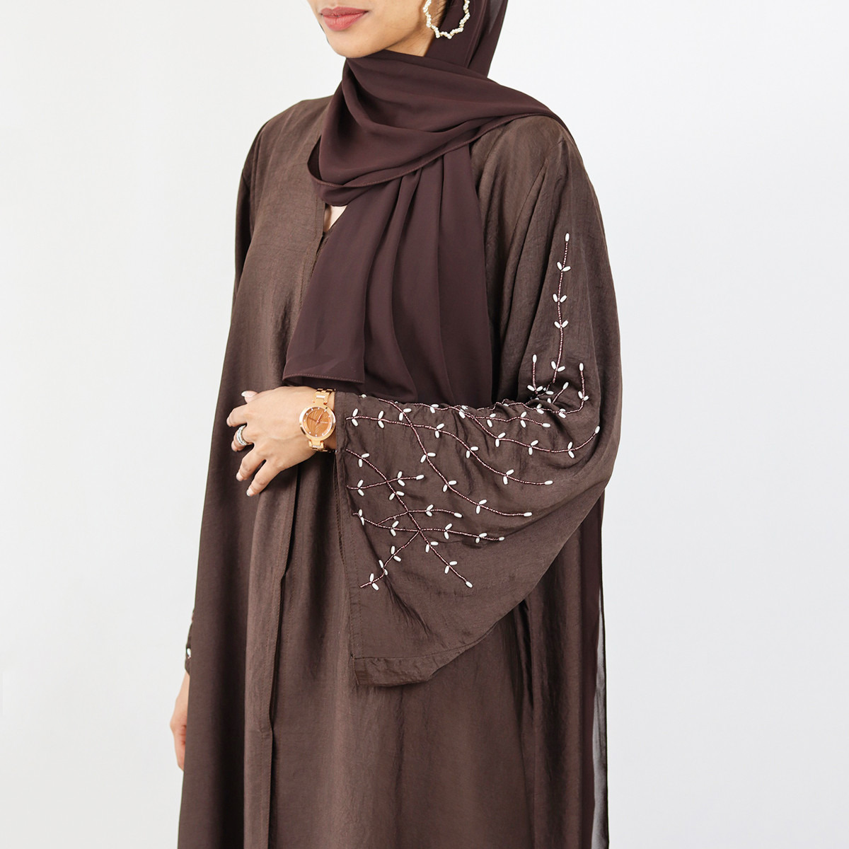 Nukhbaa Embroidered V-neck Abaya with Flared Sleeves-women-arabicclothing-abayas-image-3