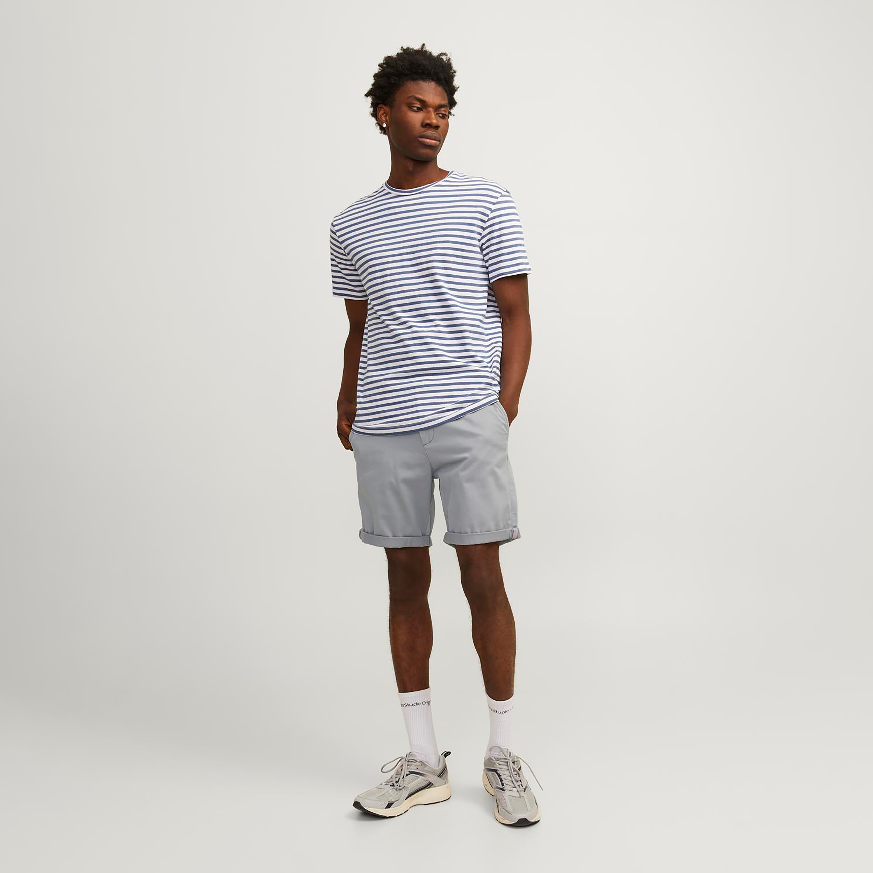 Jack & Jones Plain Mid-Rise Buttoned Chino Shorts-men-clothing-bottoms-shorts-image-2