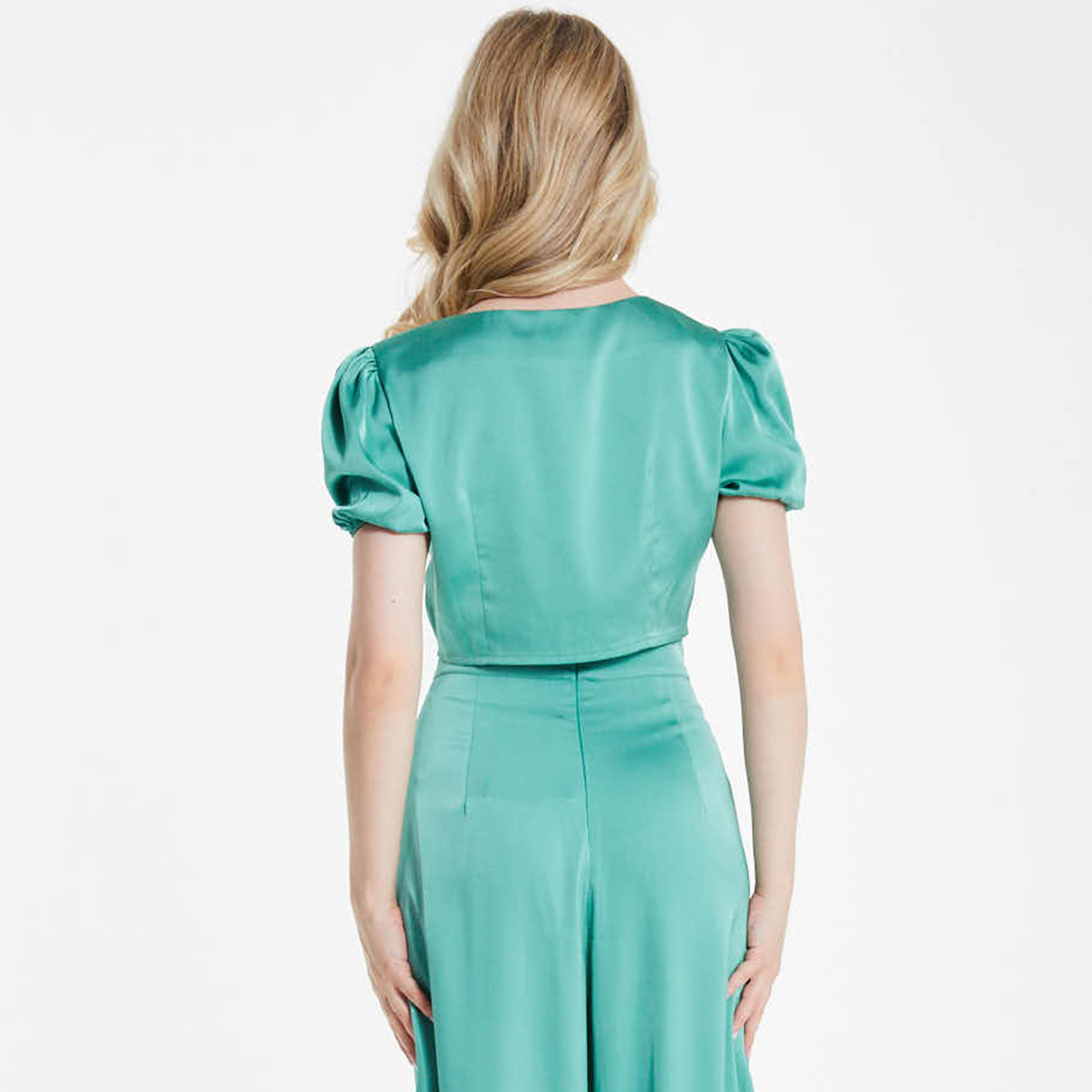 Quiz Satin Plain Sweetheart Neck Puff Sleeves Crop Top-women-clothing-shirtsandblouses-blouses-image-3