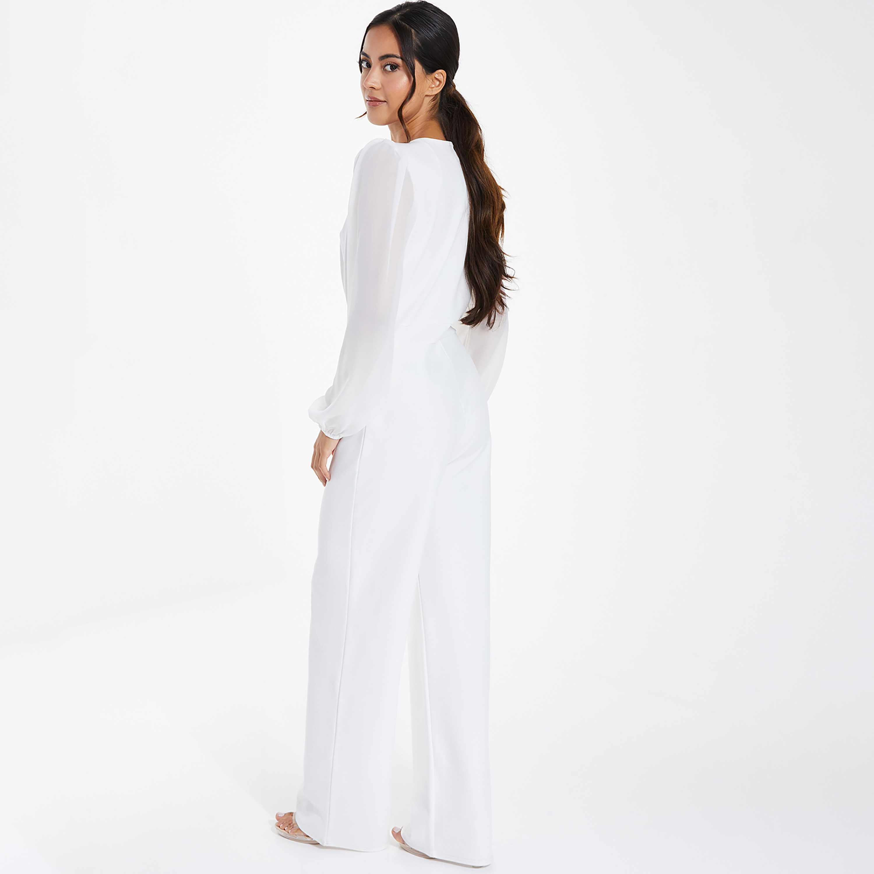 جمبسوت ملتوي بياقة على شكل وى مع مزين سادة من كويز-women-clothing-jumpsuits-image-3