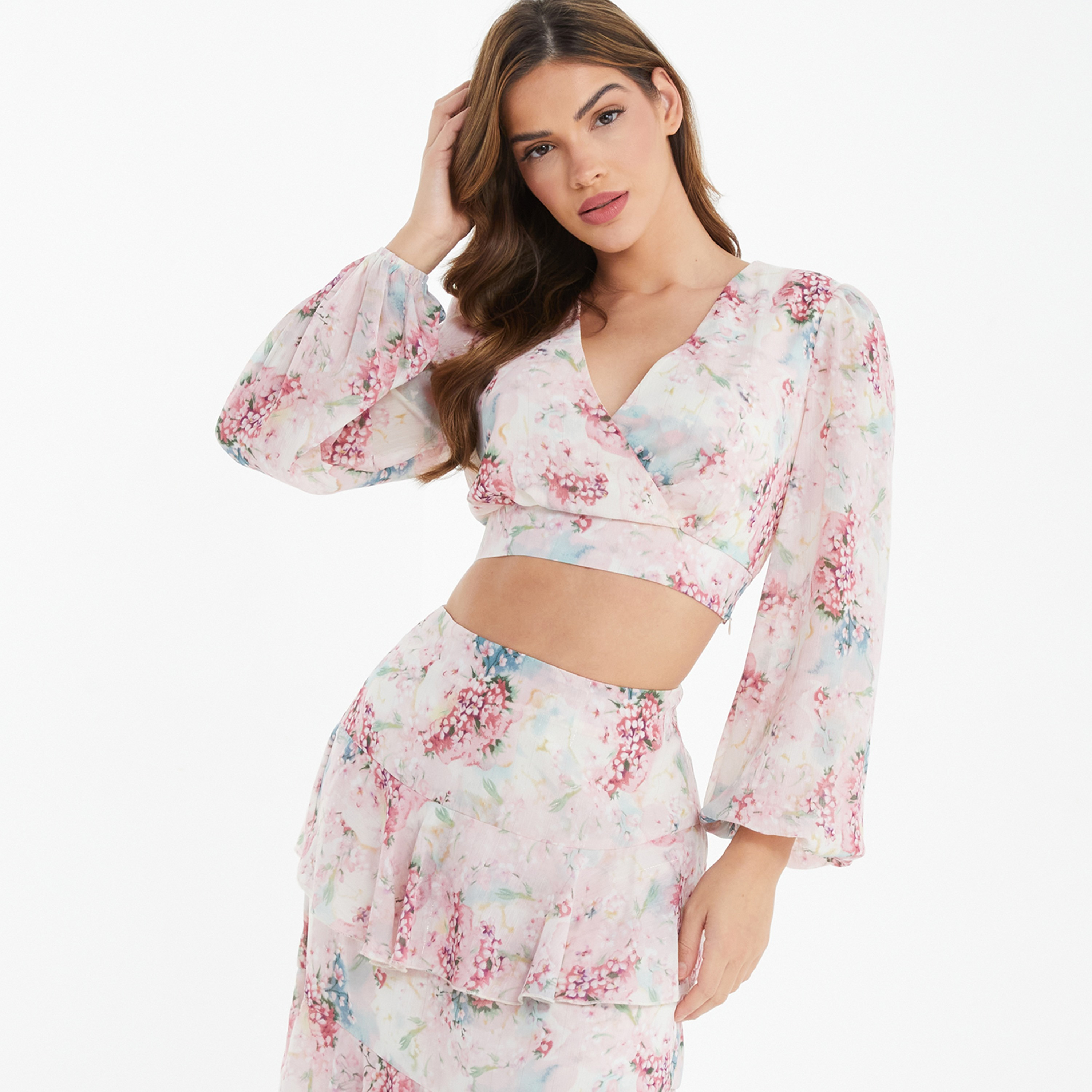 كويز - بلوزة قصيرة بأكمام طويلة وياقة V - مورد-women-clothing-shirtsandblouses-blouses-image-2