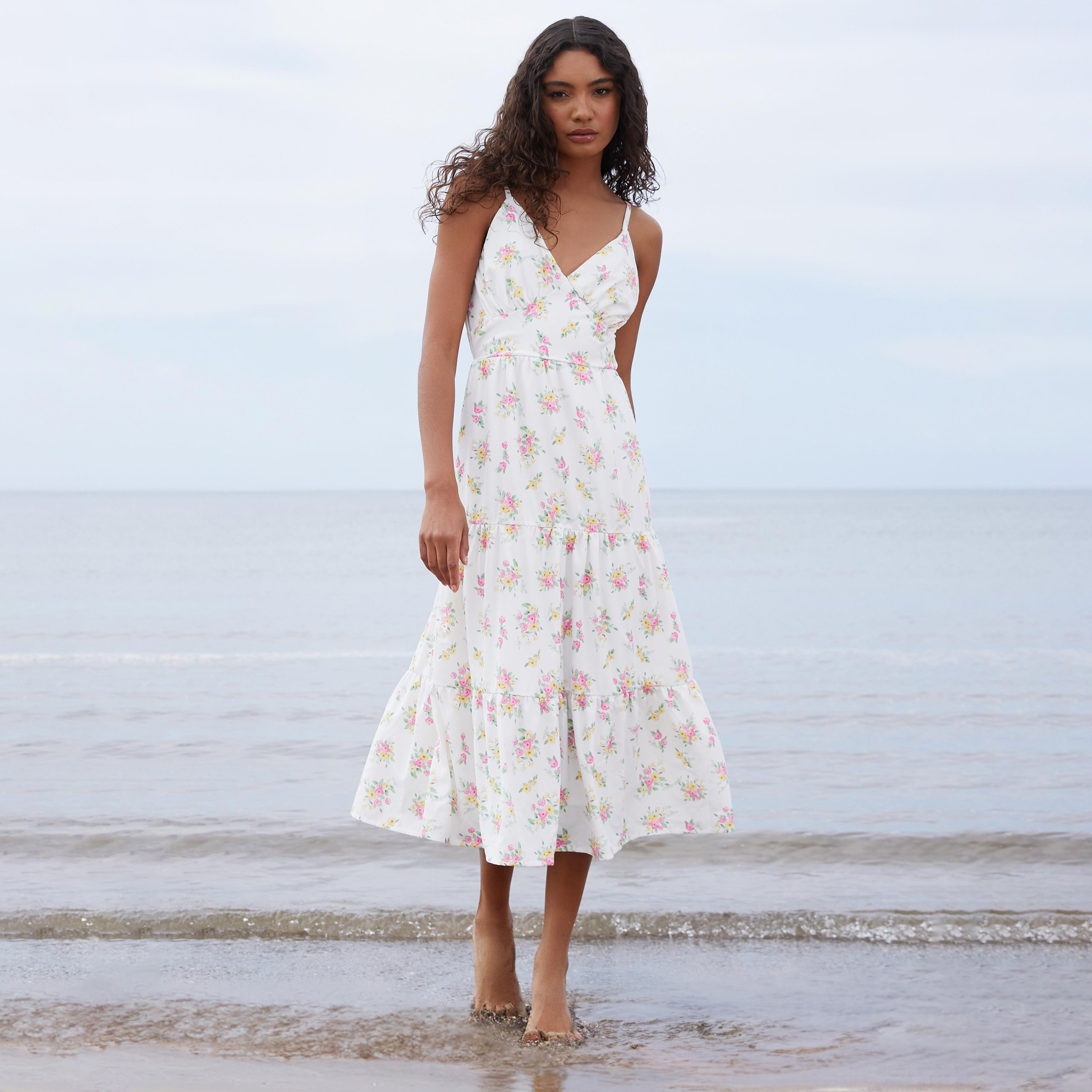 فستان متوسط الطول بحمالات الكتف مطبوعة عليها زهور من كويز-women-clothing-dresses-image-1
