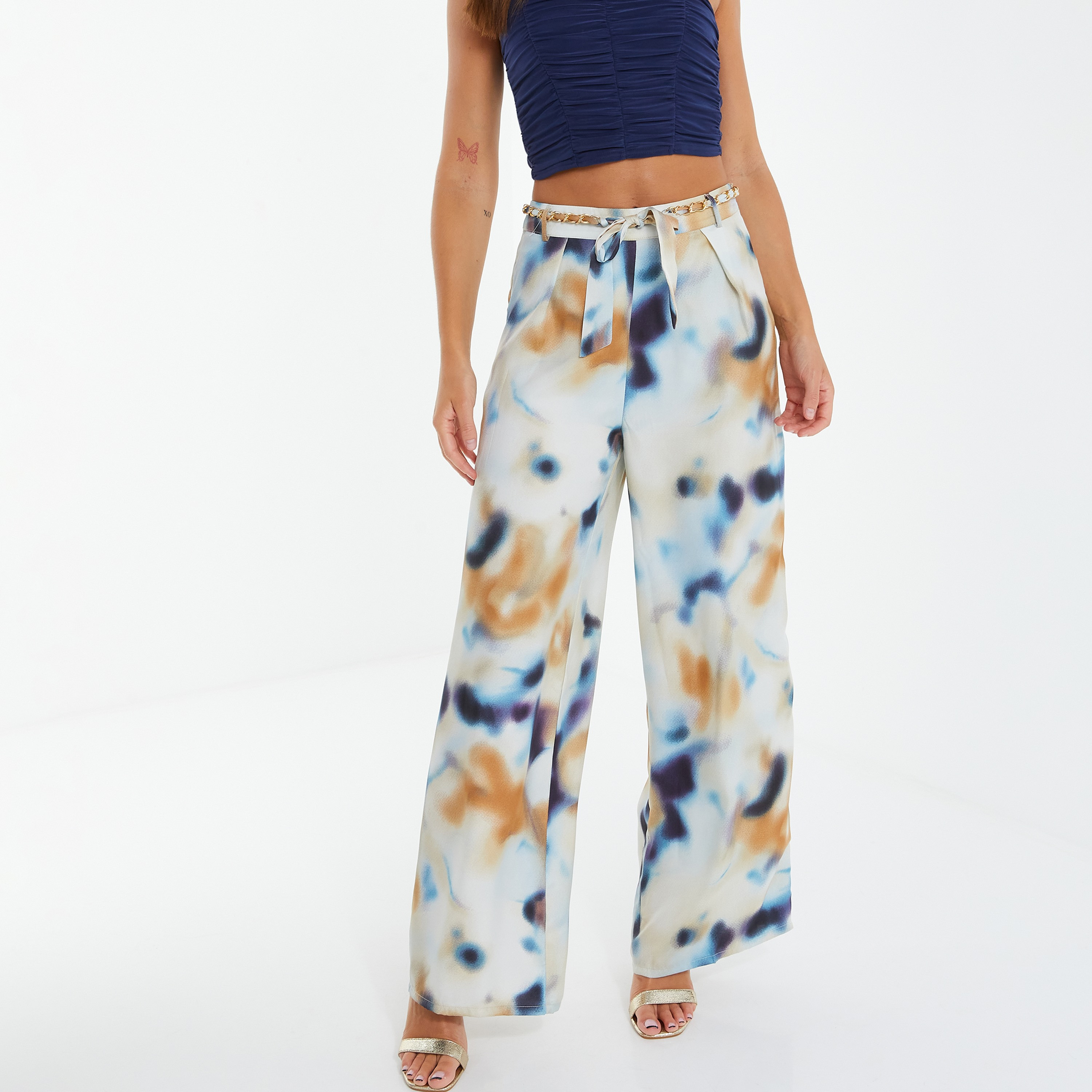 بنطلون بالازو عالي الارتفاع مزين بحزام على شكل سلسلة من كويز-women-clothing-bottoms-trousers-image-1