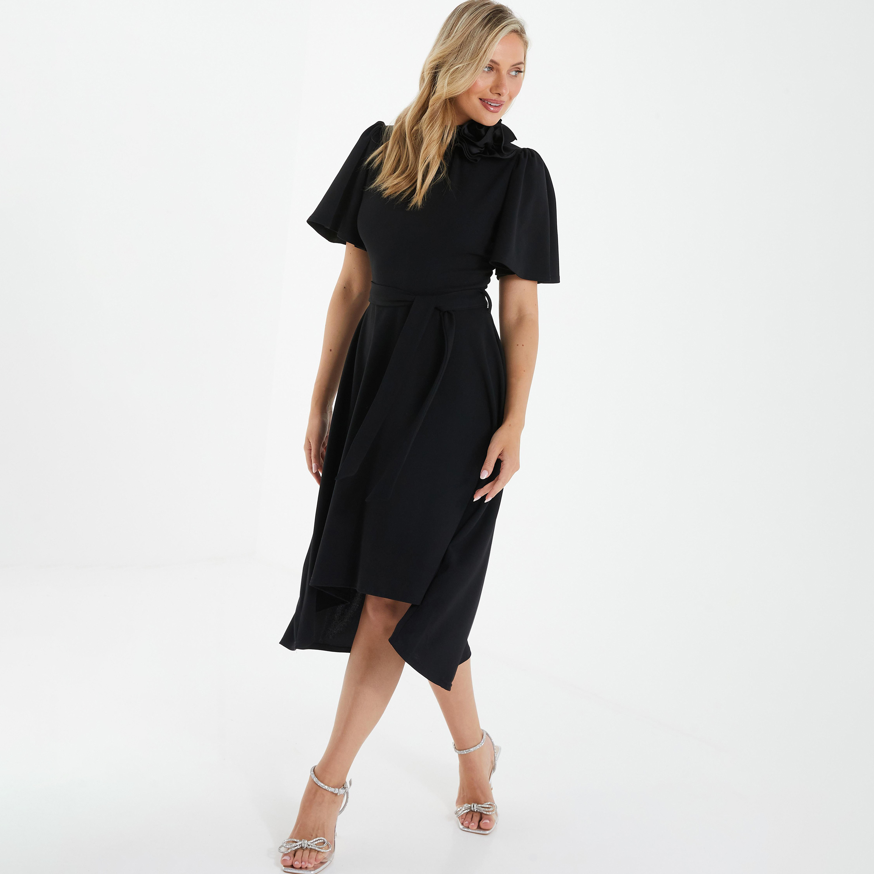 فستان متوسط الطول برقبة عالية بتصميم مطبوعة عليها زهور مع حزام ربطة من كويز-women-clothing-dresses-image-2