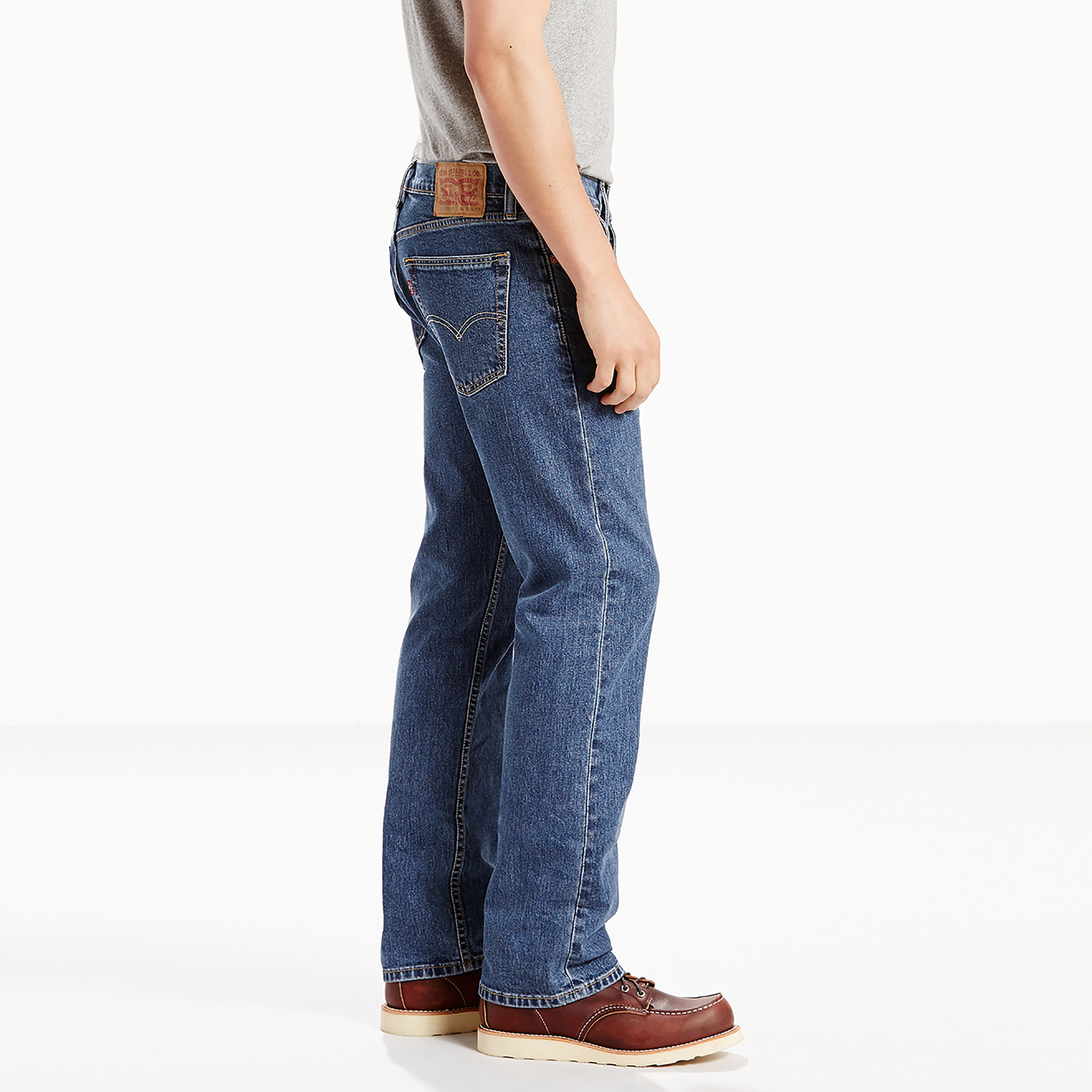 بنطال جينز ليفايس 505 بلون أزرق متوسط الارتفاع بقصة عادية-men-clothing-bottoms-jeans-image-2