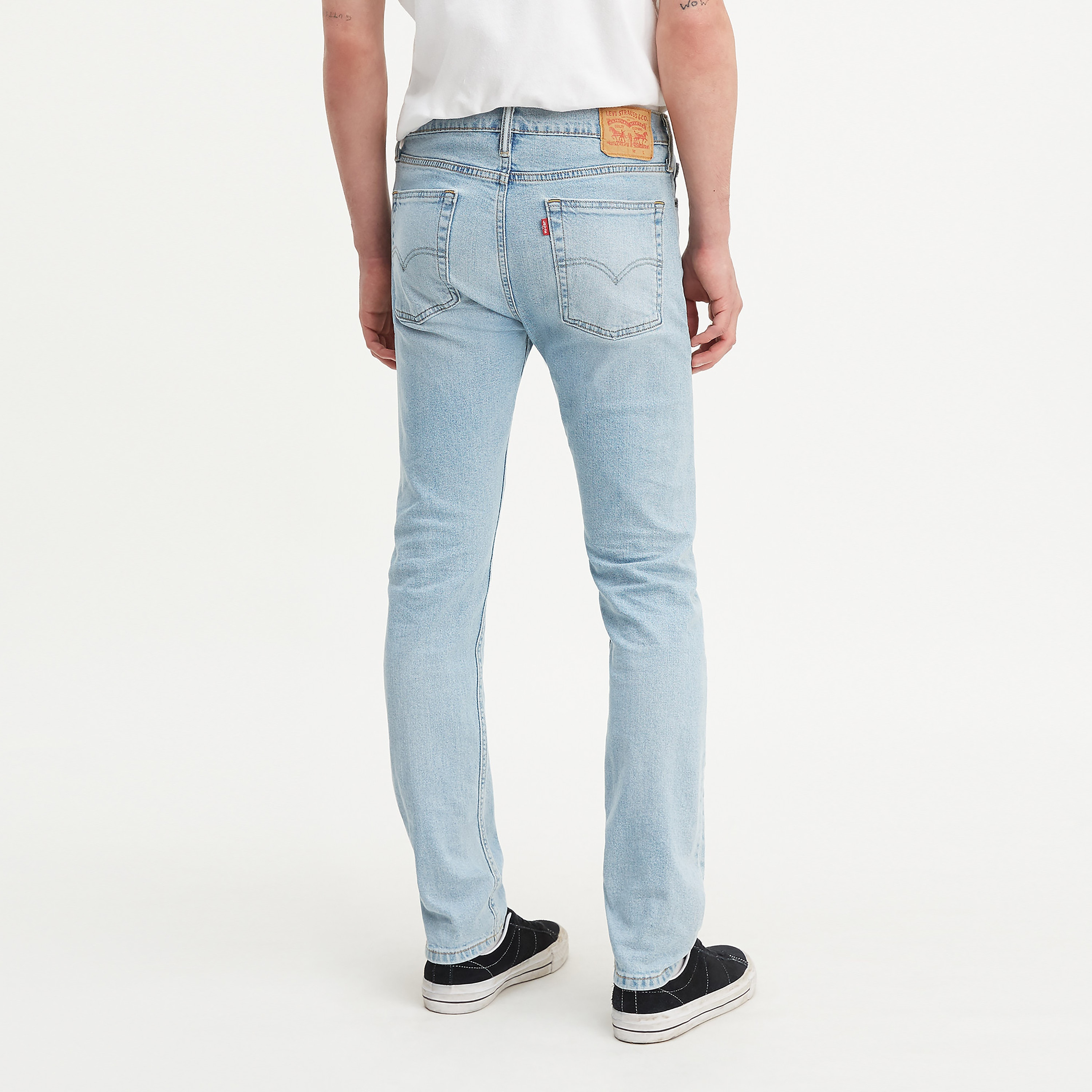 بنطال جينز ليفايس 510 بلون أزرق متوسط الارتفاع بقصة ضيقة-men-clothing-bottoms-jeans-image-3