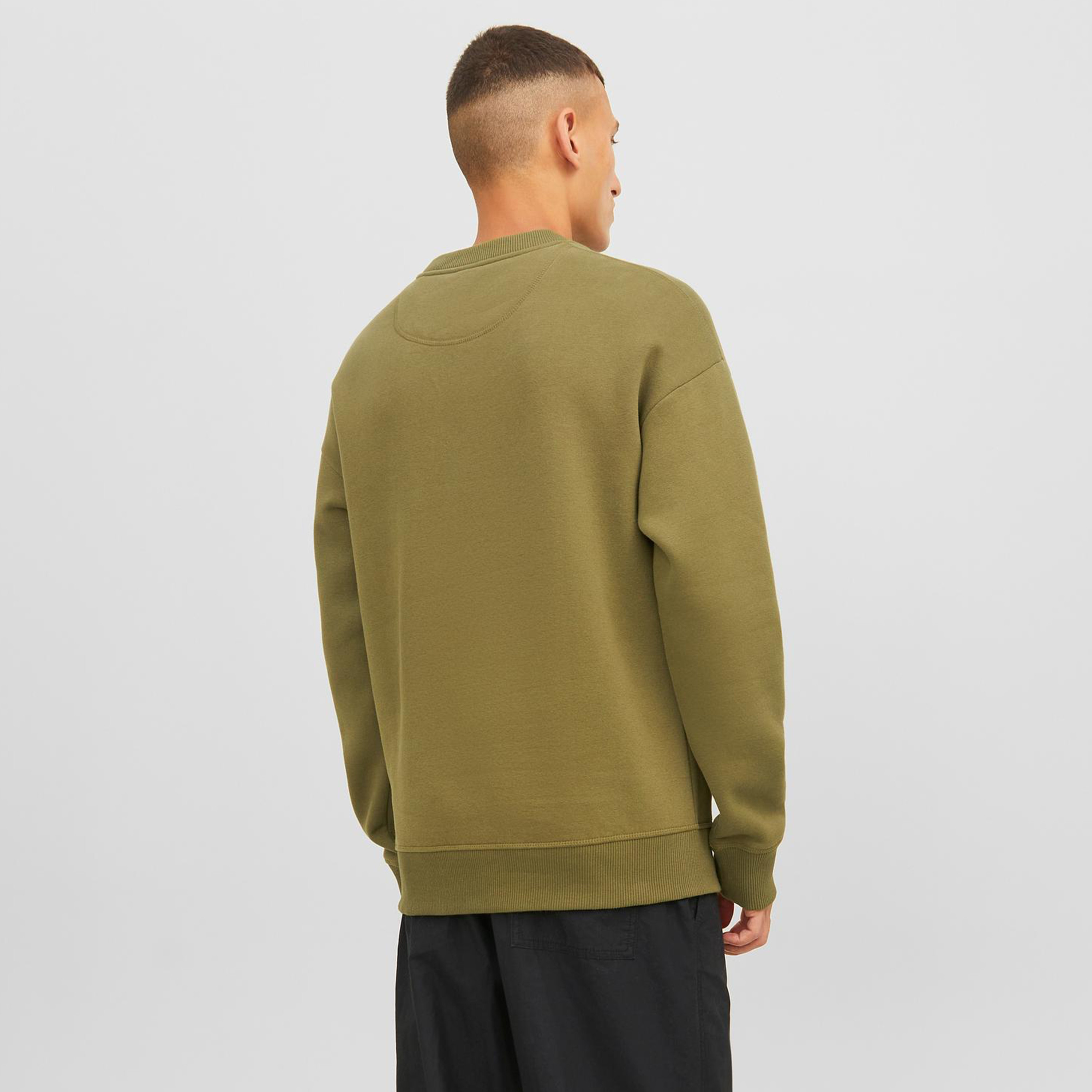 Jack & Jones Logo Crew Neck Sweatshirt-men-winterwear-hoodiesandsweatshirts-image-12