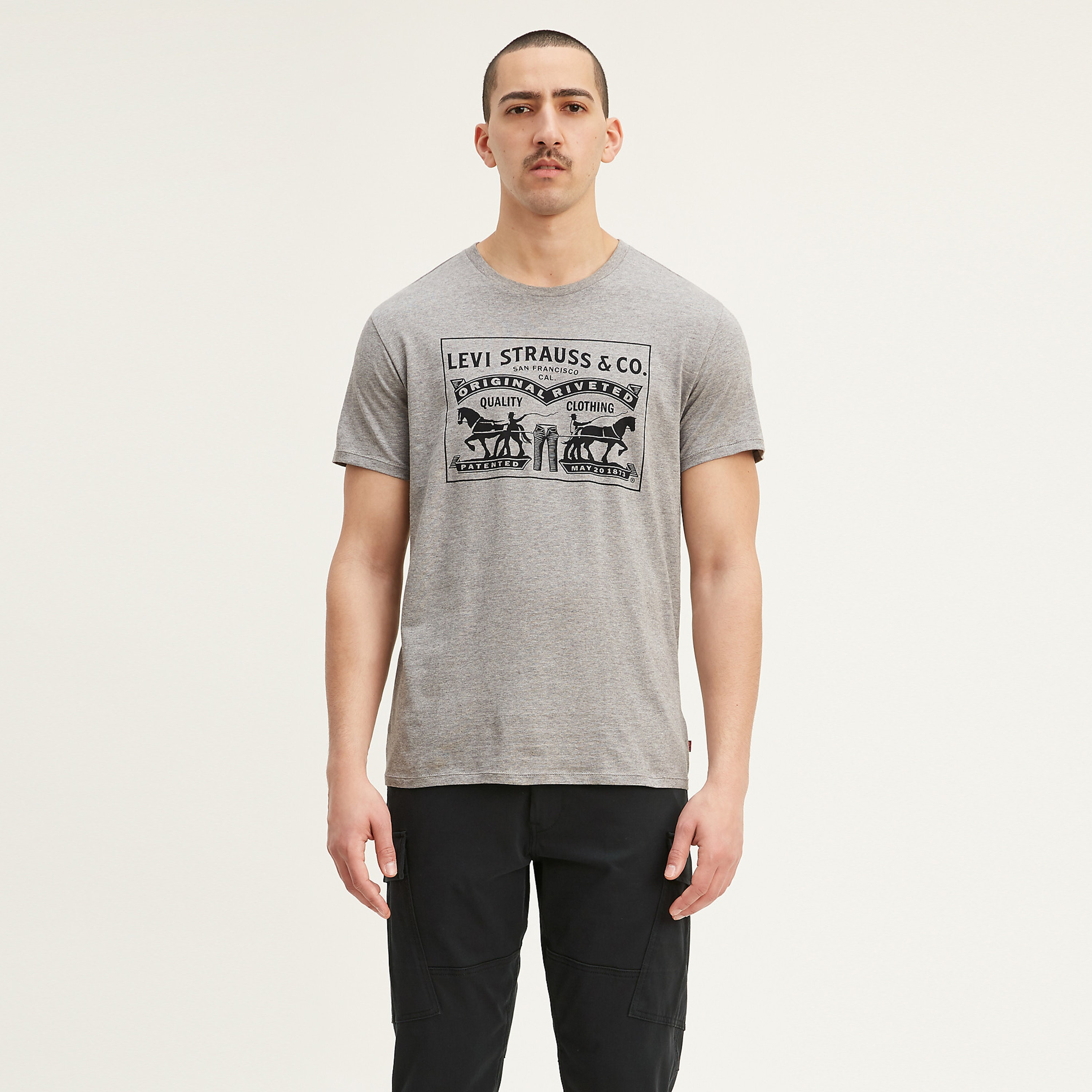 Levis Graphic Crew Neck Short Sleeves T-Shirt-men-clothing-tshirtsandpolos-tshirts-image-1