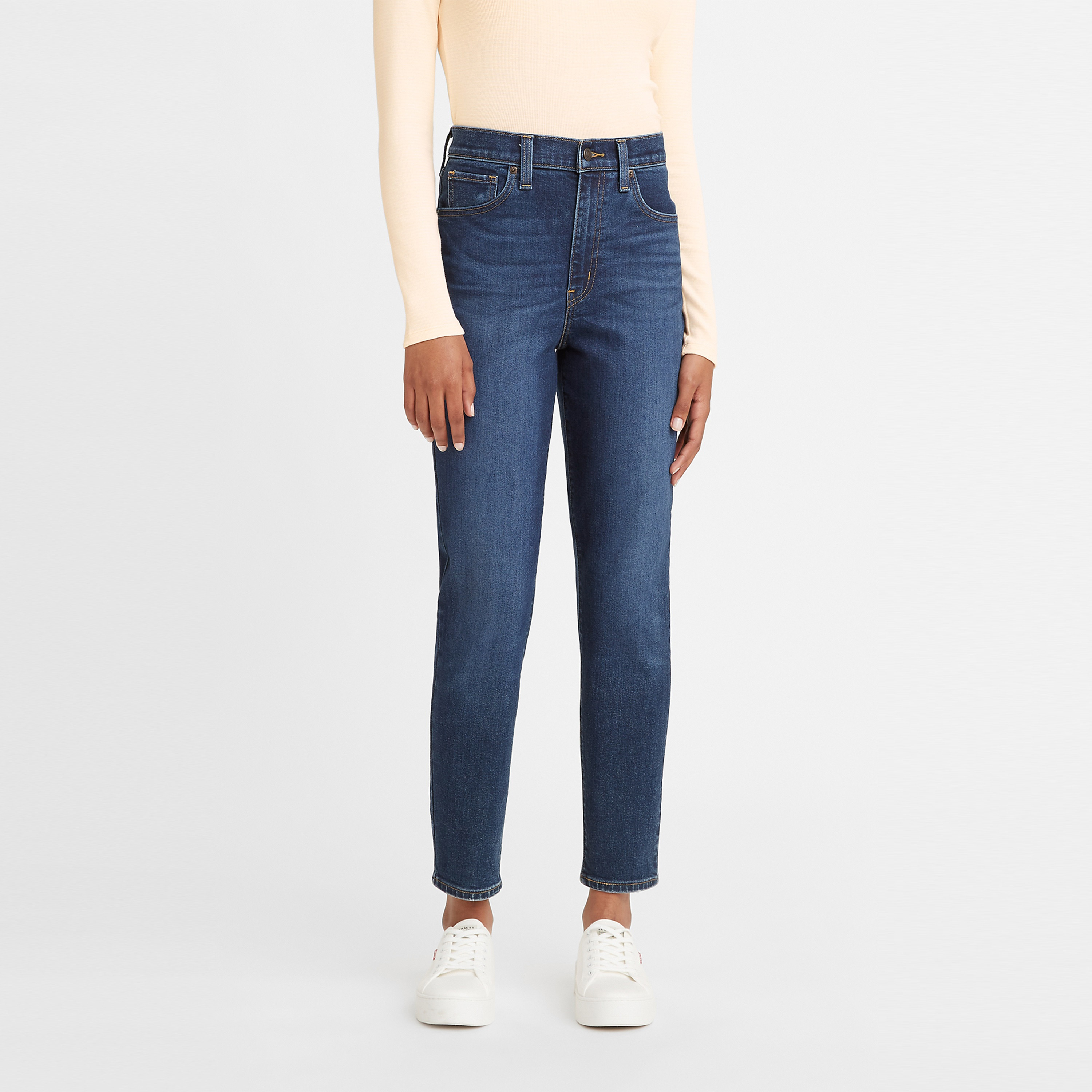 بنطلون جينز بقصة موم وخصر مرتفع مع إغلاق زر بلون أزرق من ليفايز-women-clothing-bottoms-jeans-image-1